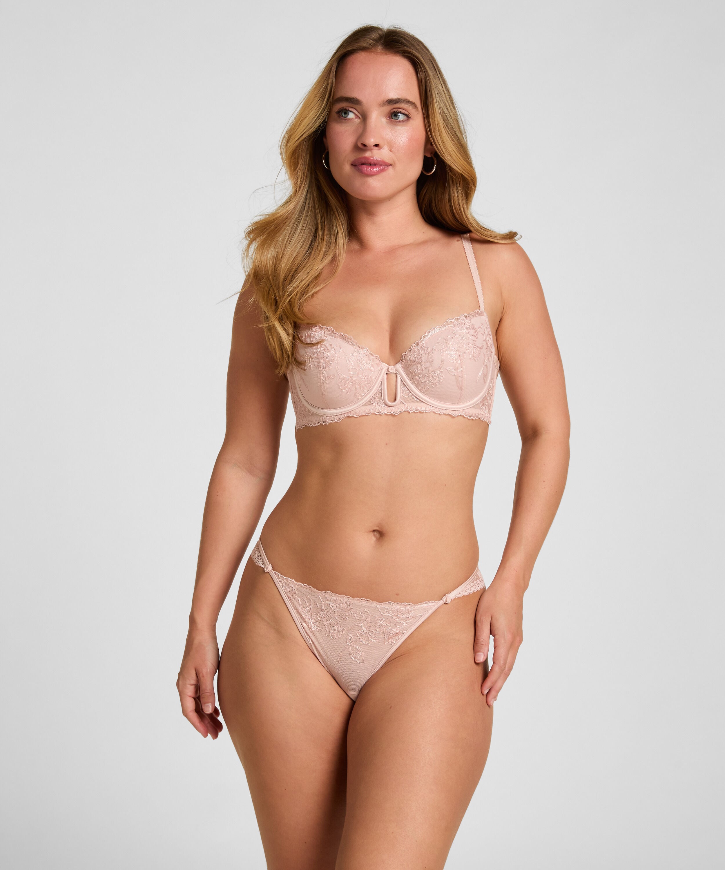 Brazilian Nola, Rosa Brazilian Nola, Rosa