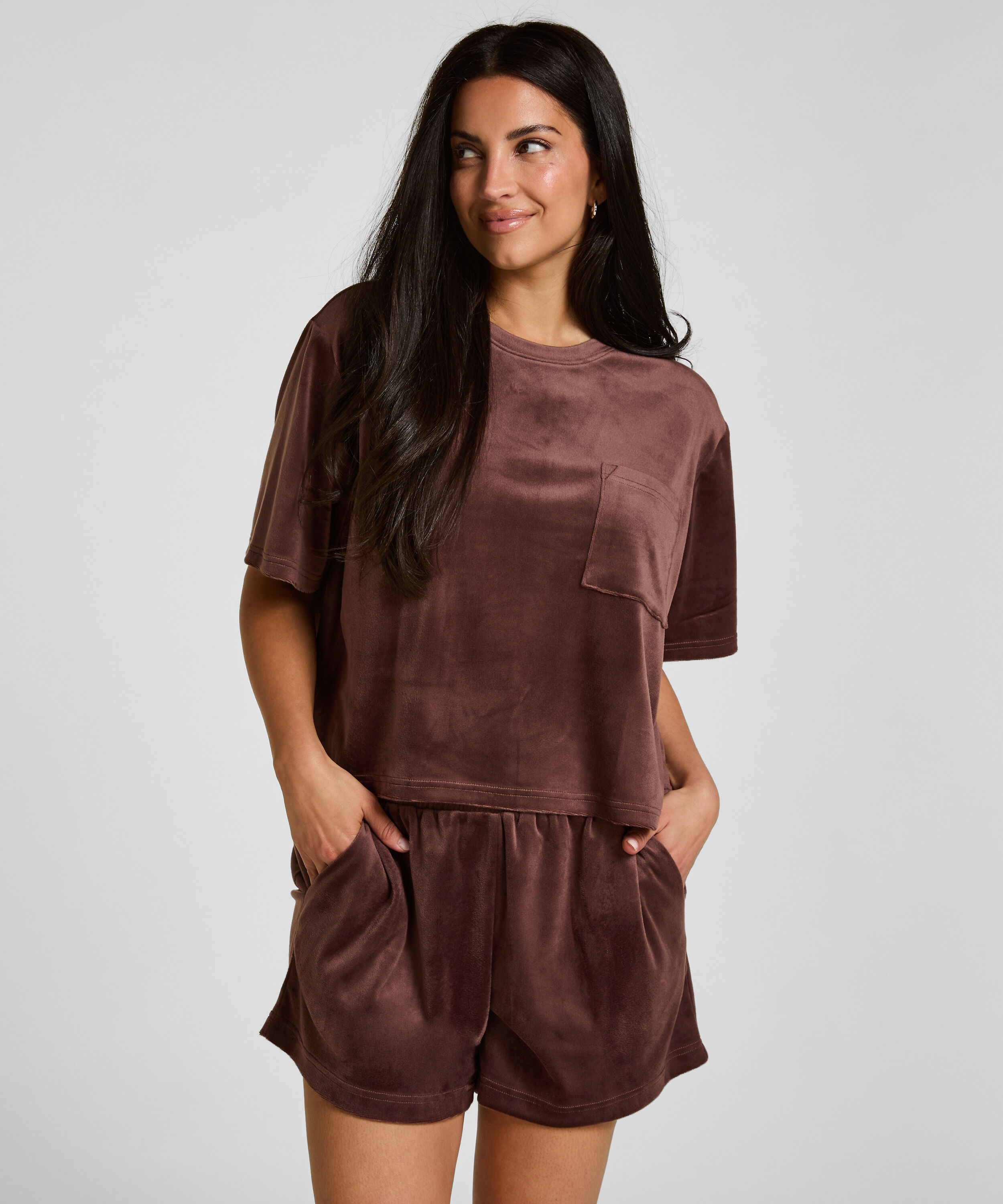 Sammetsshorts med ficka, Grön