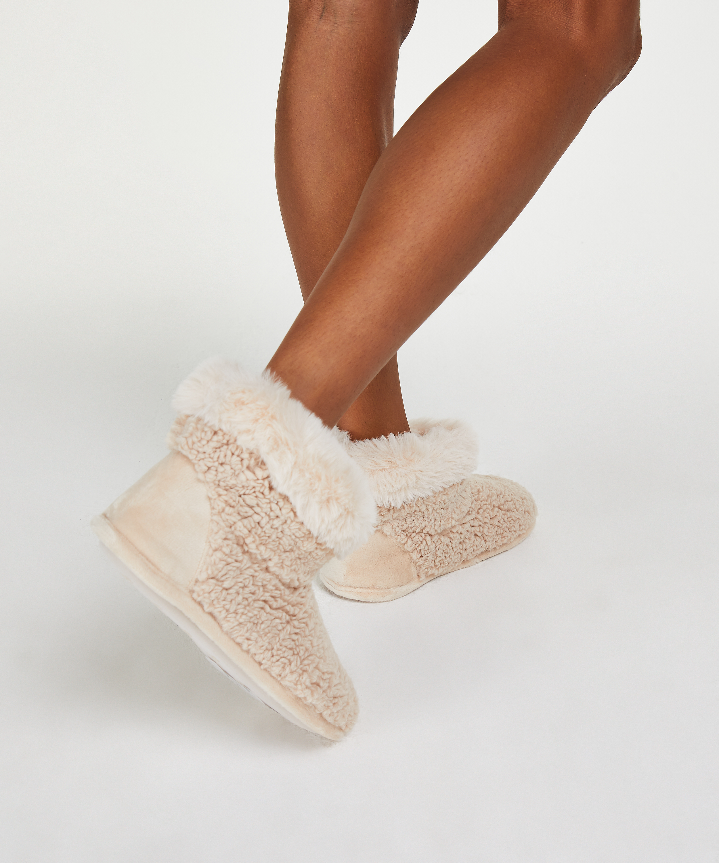 Teddytofflor, Vit, main