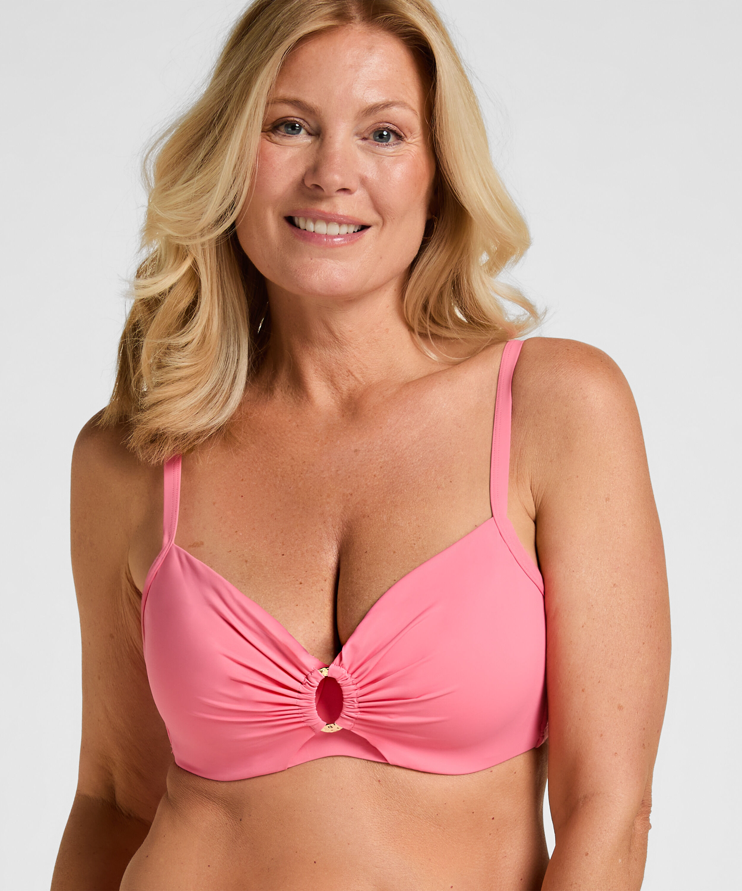 Luxe icke-formpressad bikiniöverdel med bygel