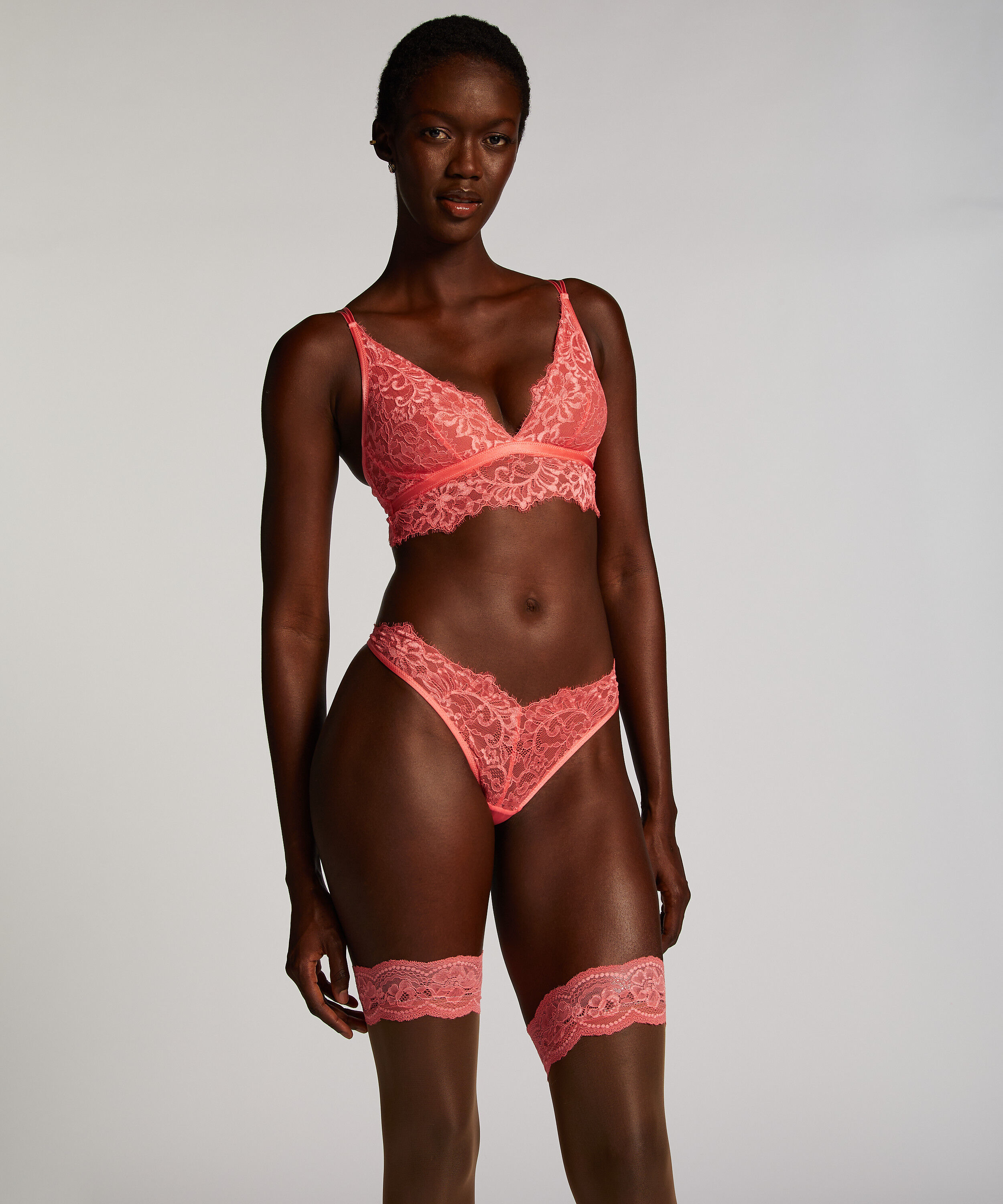 Stringtrosa Isabella, Rosa