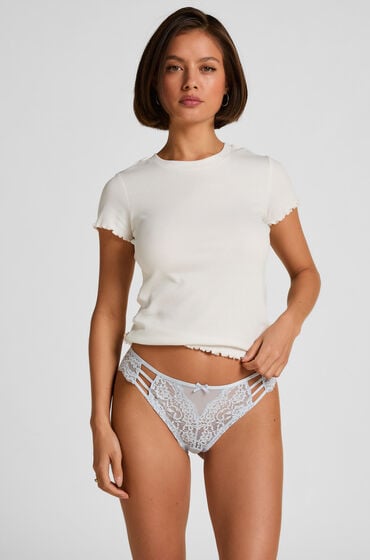 Brazilian-trosa Belle