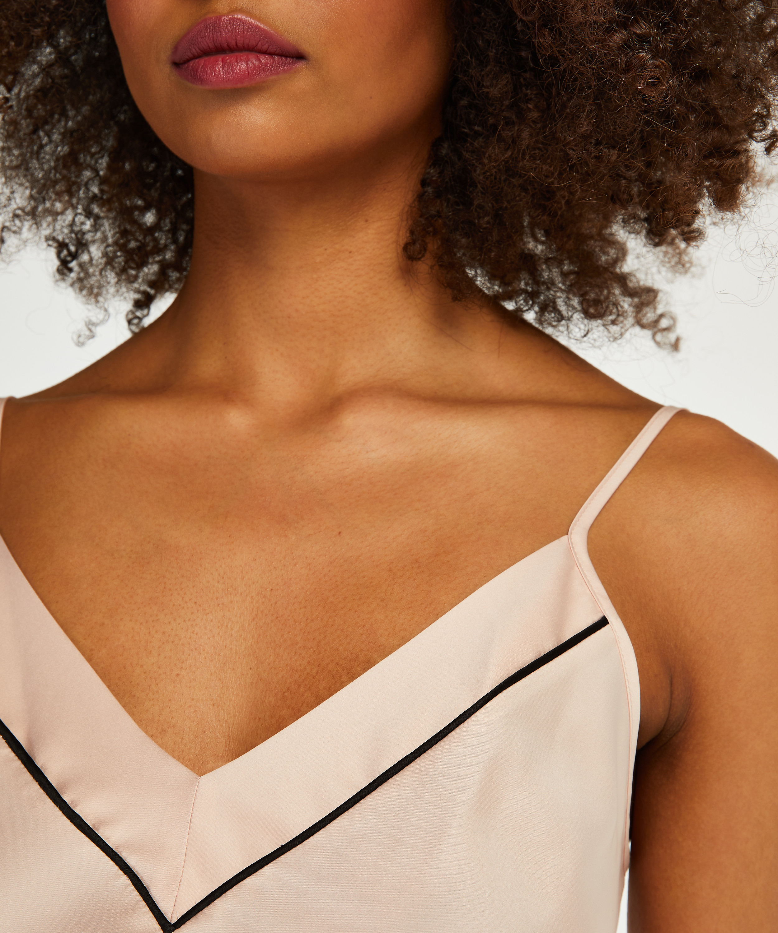 Linne Satin Bow, Rosa, main