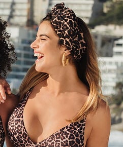 Sarongen Leopard, Svart