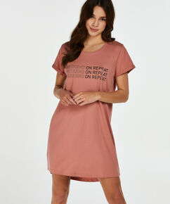 Nattlinne med rund halsringning, Rosa