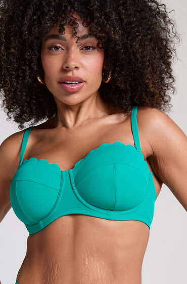 Hunkemöller Vadderad axelbandslös bikinitopp med bygel Scallop Storlek E + Grön