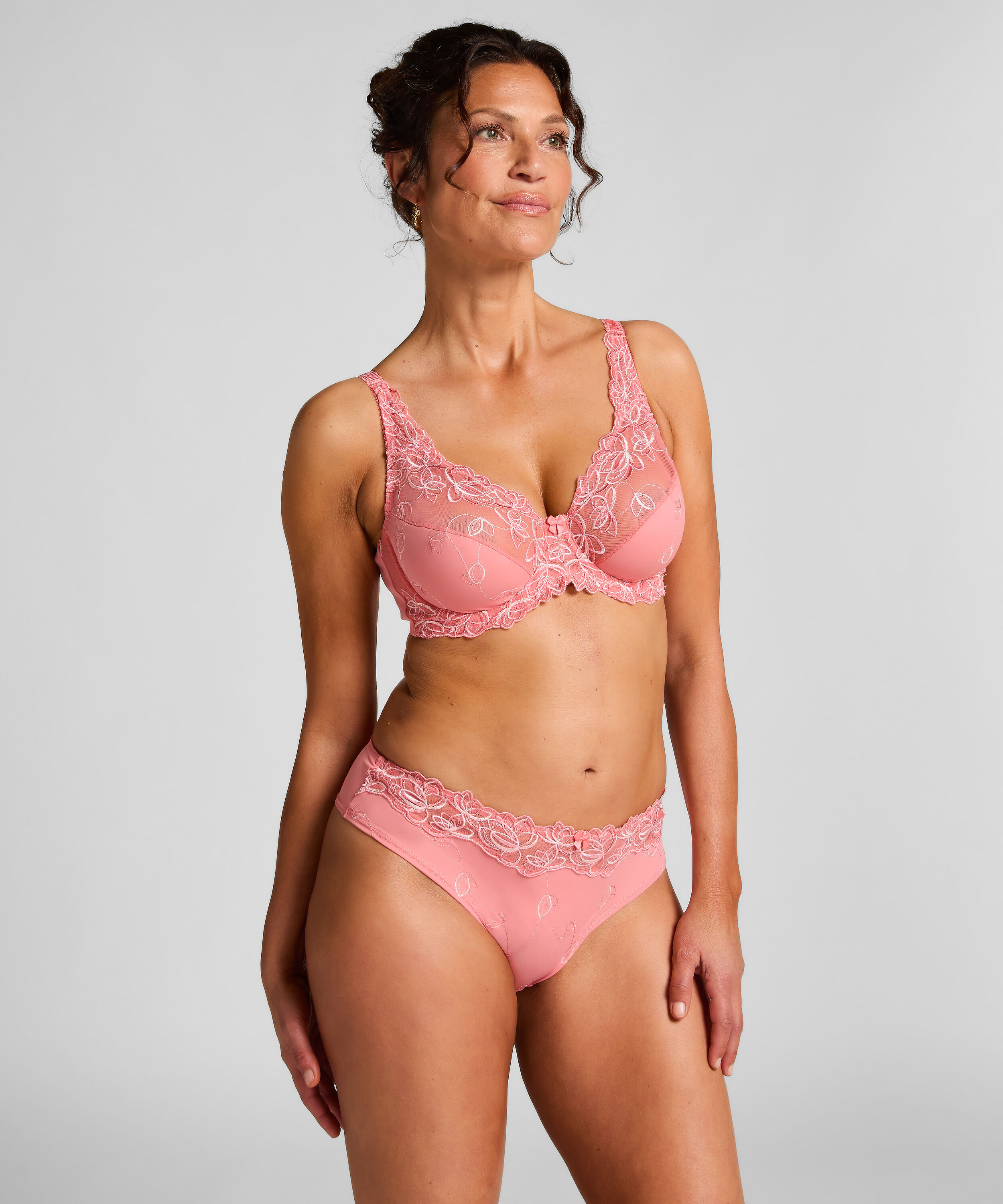 Brazilian-trosa Diva, Rosa