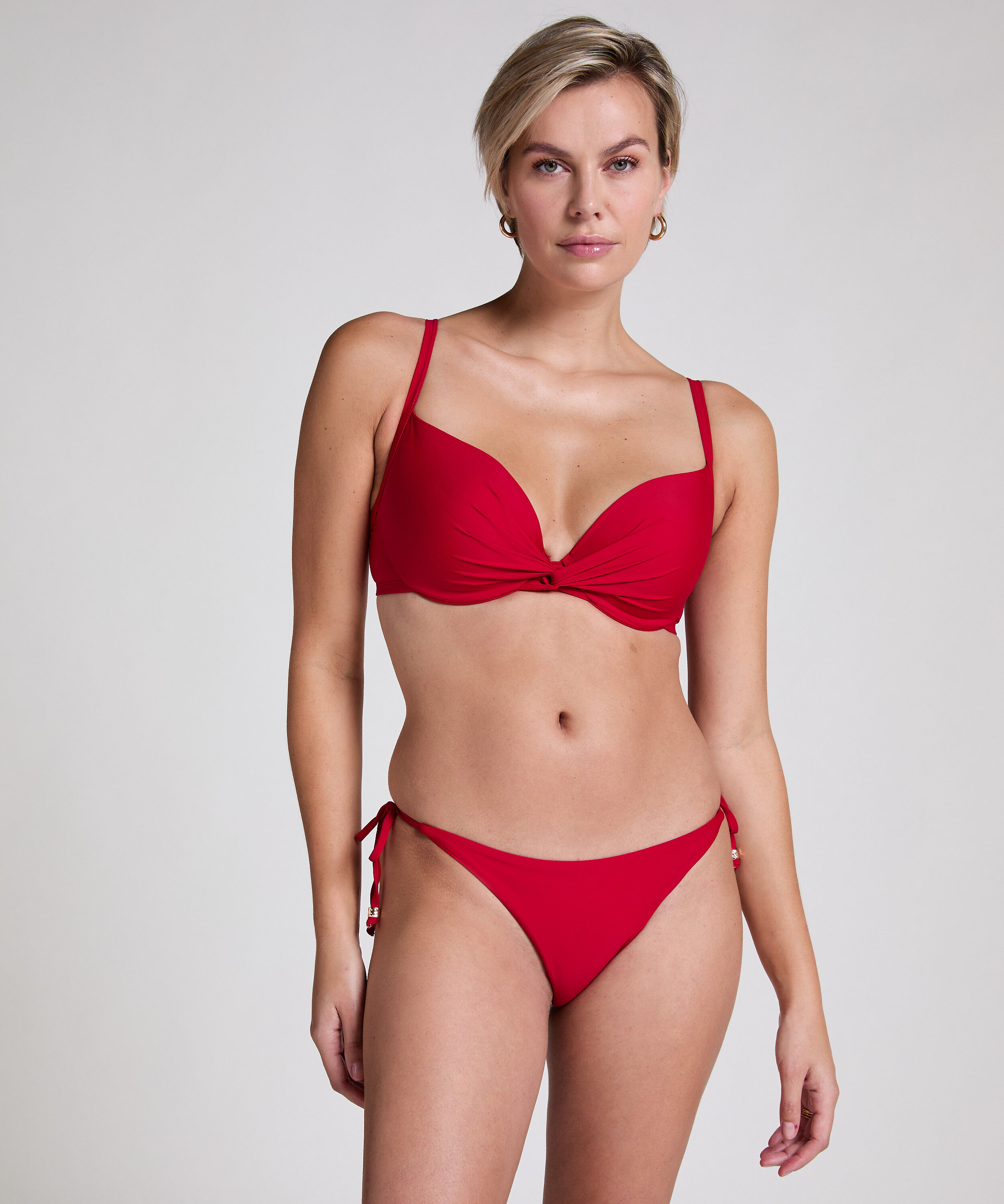 Luna bikiniunderdel string, Röd