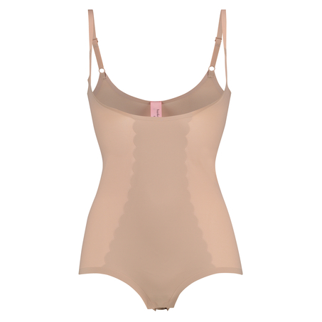 Skulpterande scallop body - Level 3, Beige