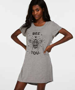 Nattlinne med rund halsringning, Gr&aring;