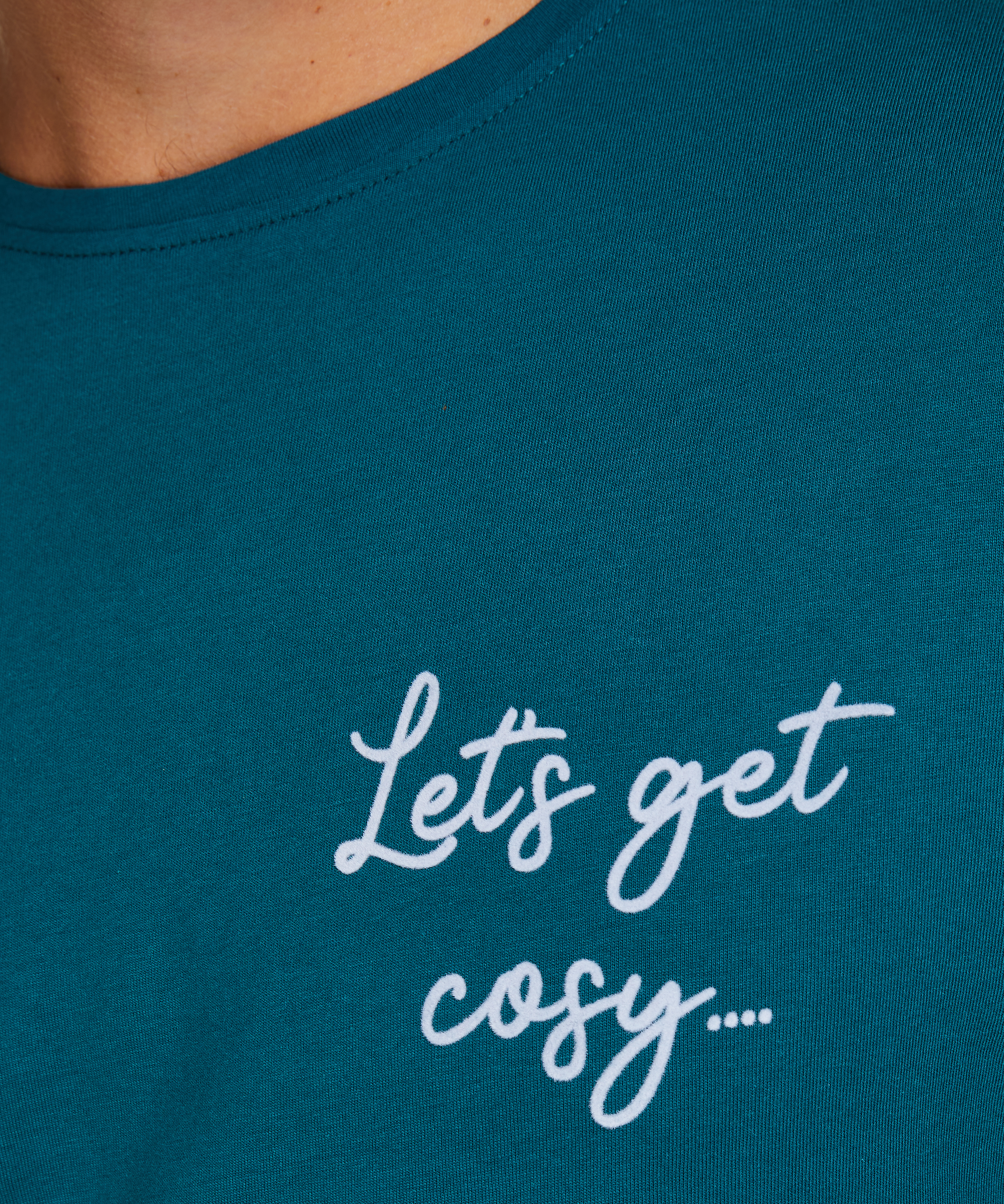 Pyjamasset f&ouml;r killar, Bl&aring;, main