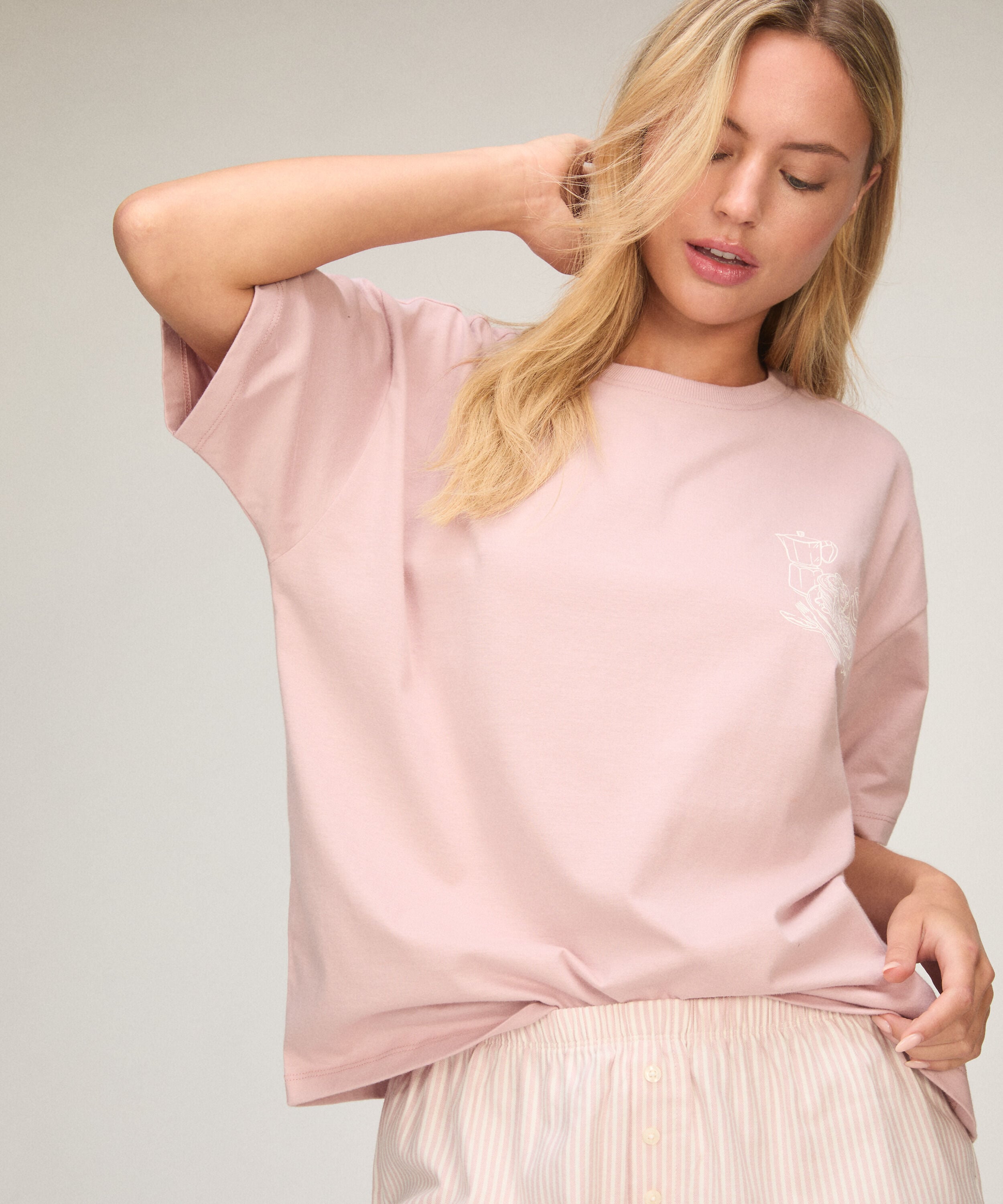 Pyjamasset med Shorts och T-shirt