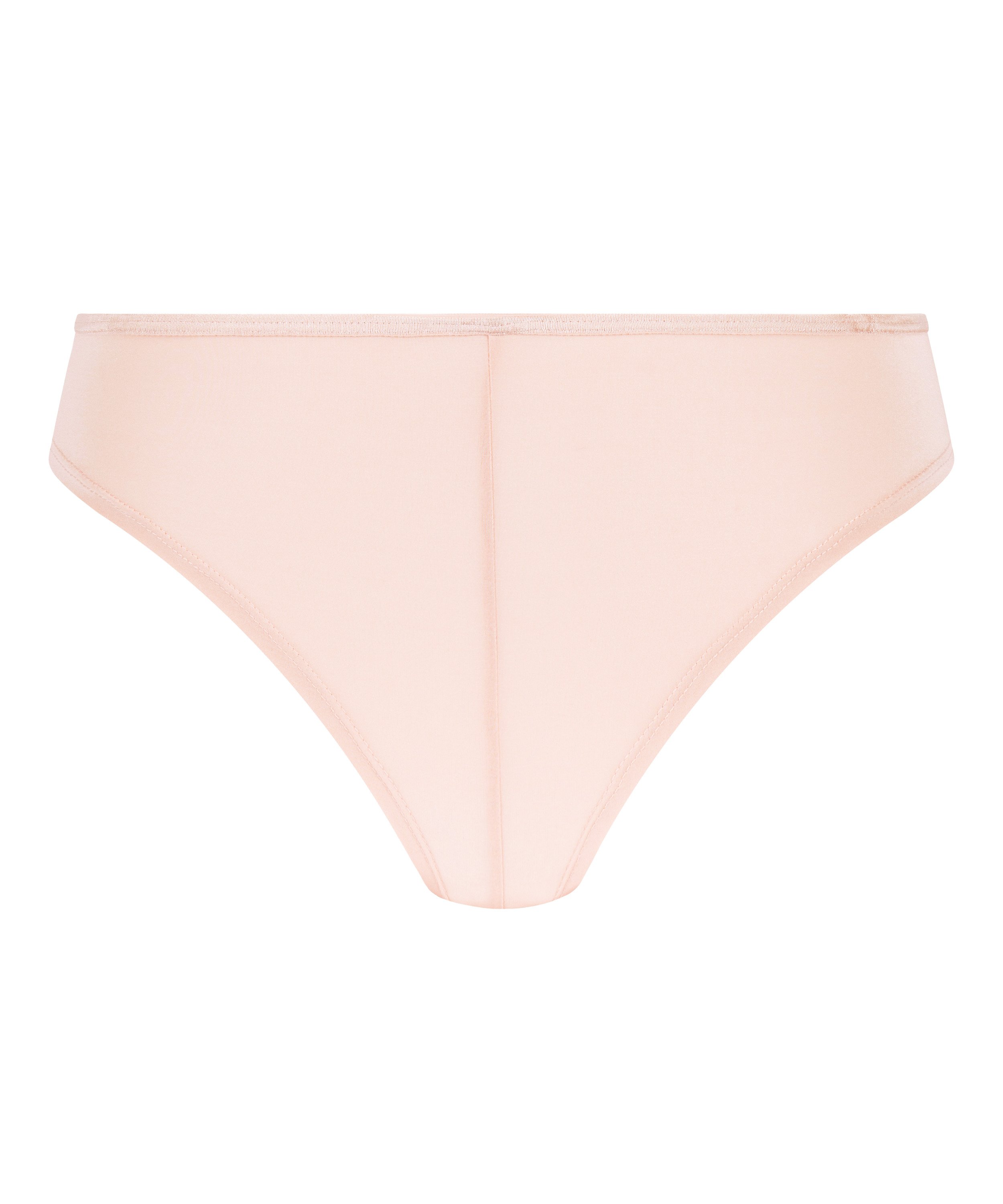 Cheekini Liloye, Rosa, main