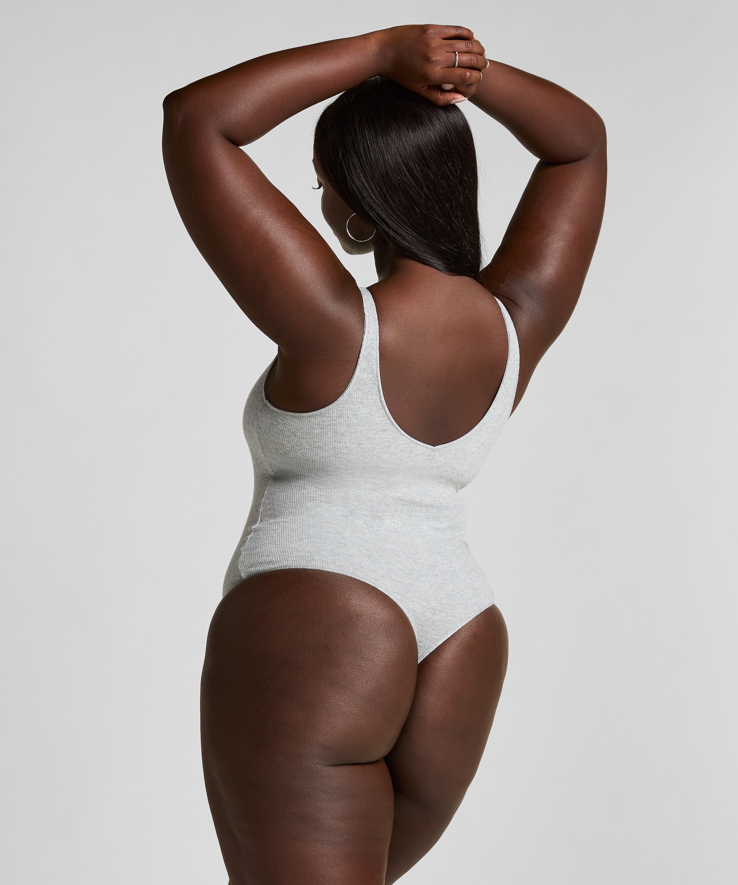 Ribbad body i bomull, Gr&aring;, main