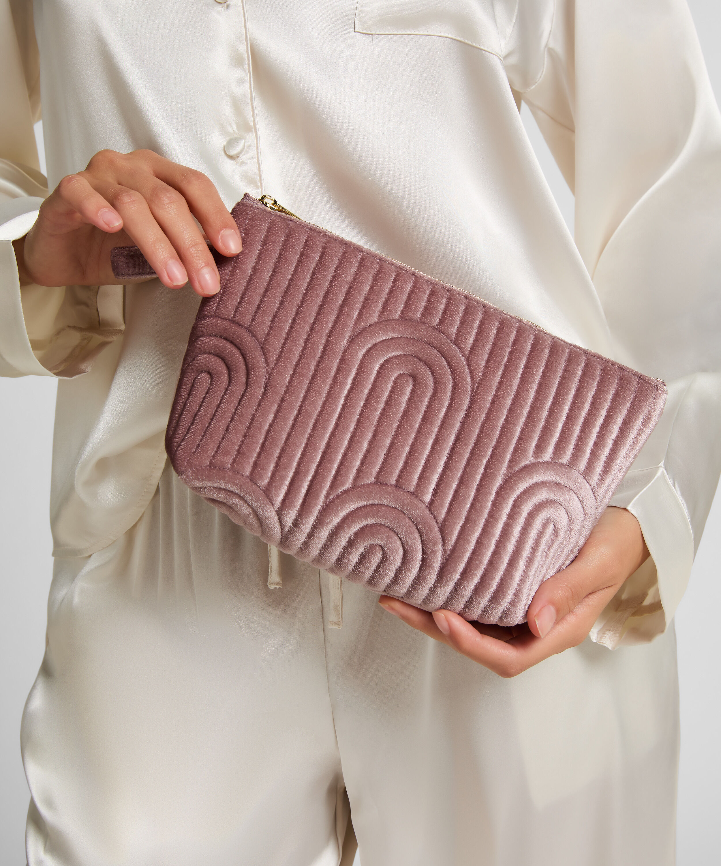 Sminkv&auml;ska i velour, liten, Lila