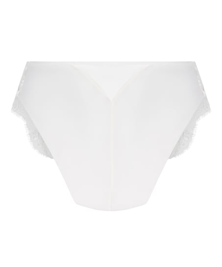 Brazilian-trosa Tiah, Vit