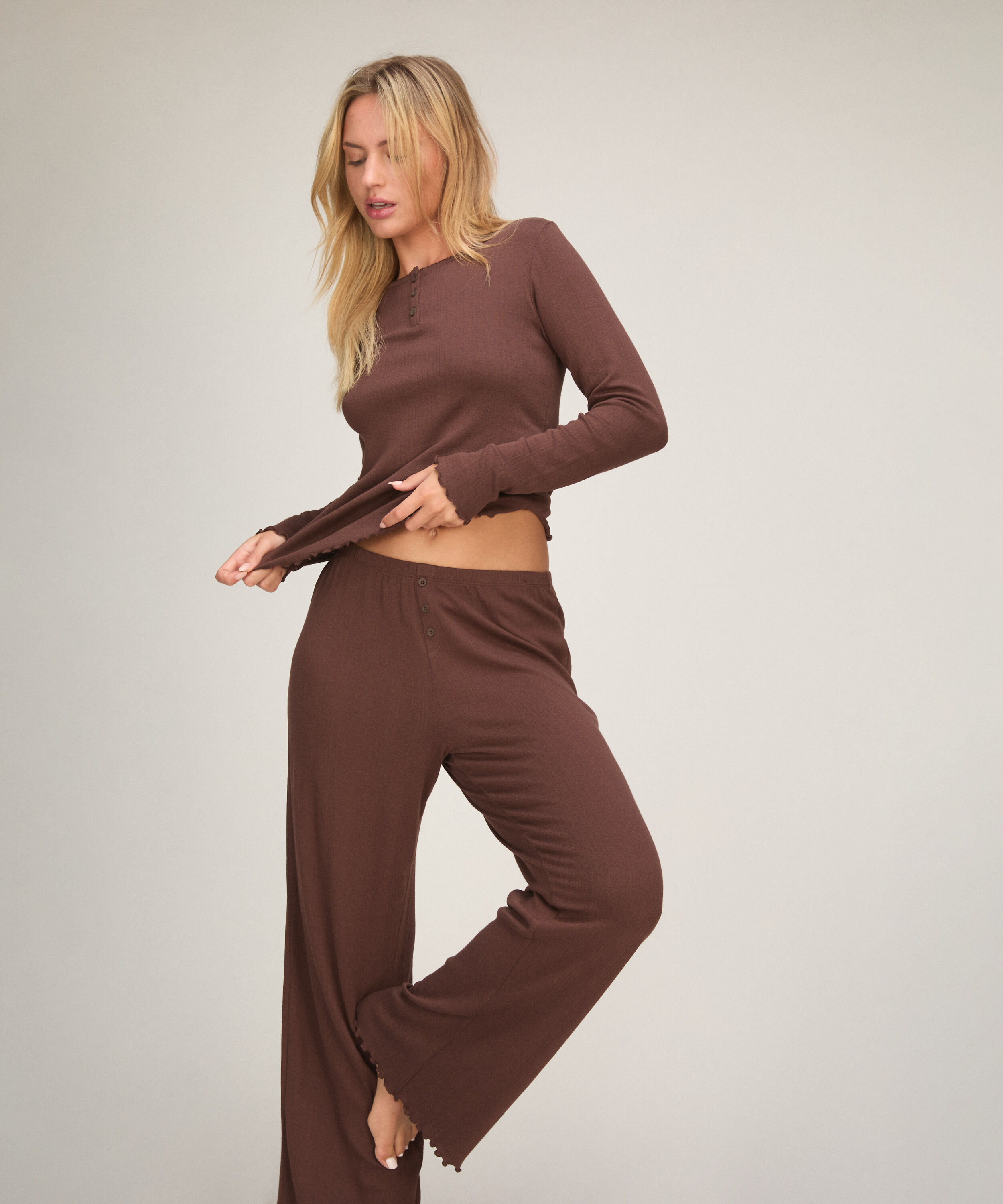 Pyjamasbyxor Loose Pointelle, Brun Pyjamasbyxor Loose Pointelle, Brun
