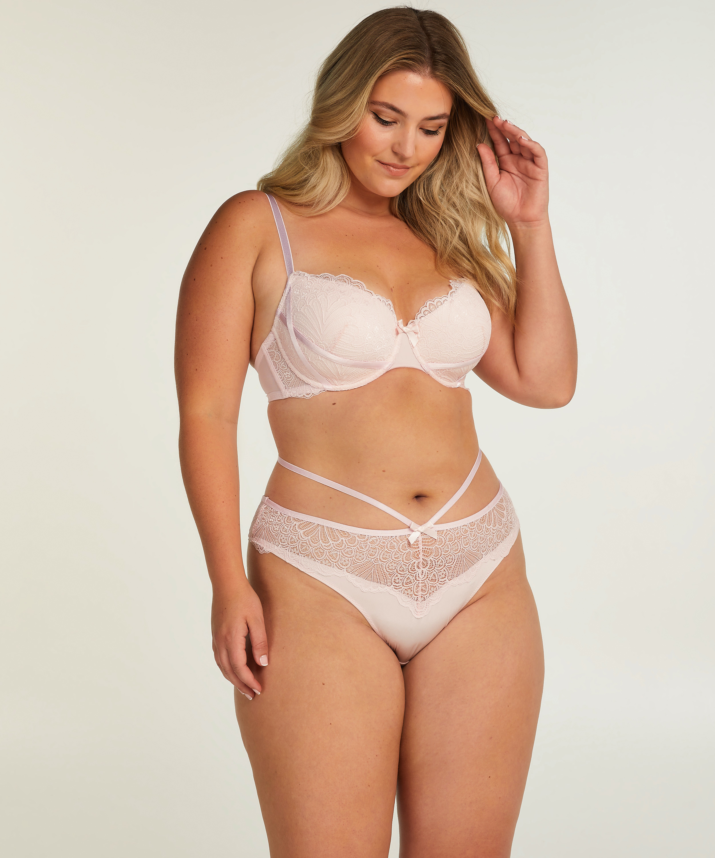 Milena brazilian-trosa, Rosa, main