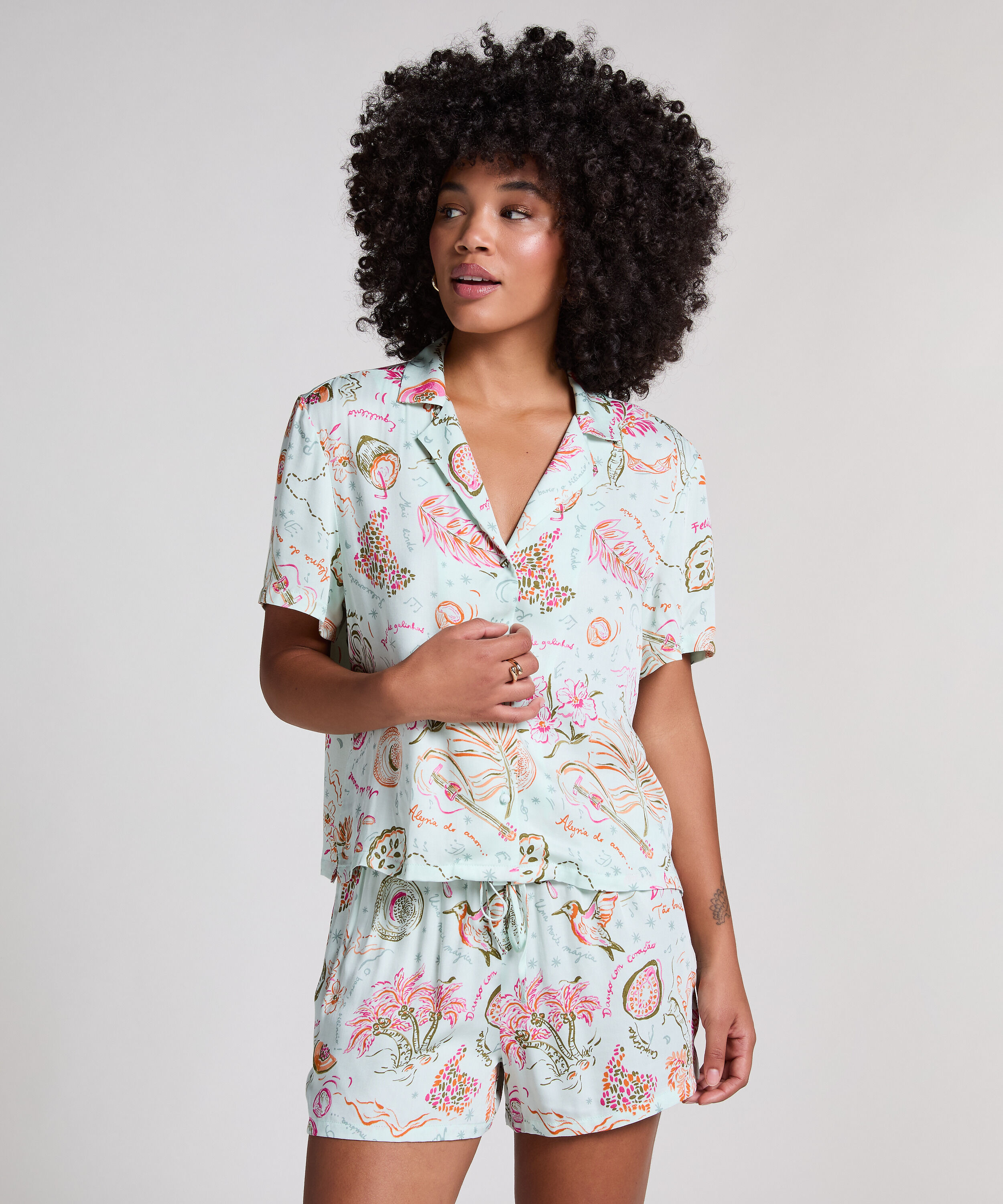 Satinjacka, Gr&ouml;n