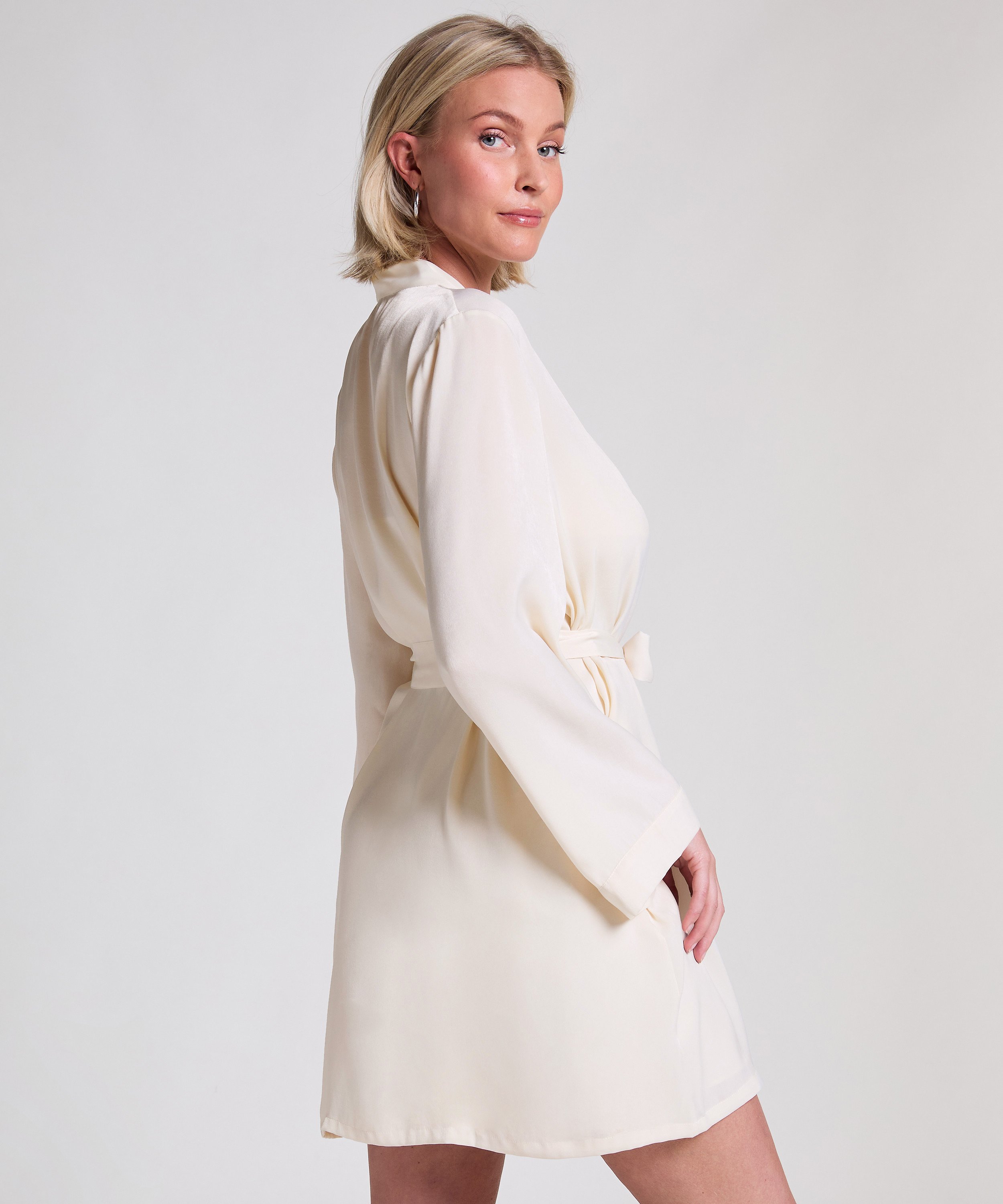 Kimono Satin, Vit, main