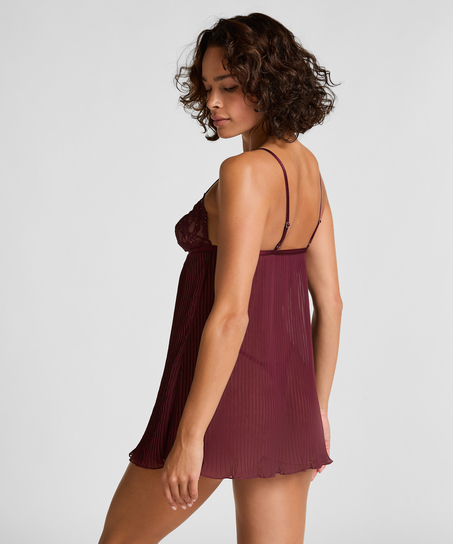 Isadora Babydoll, R&ouml;d