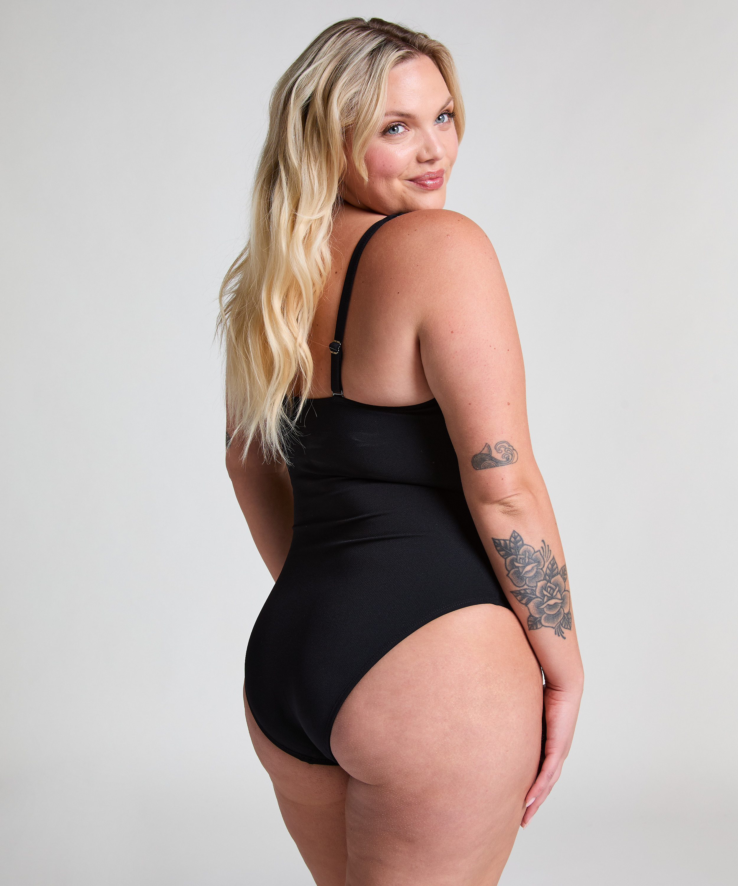 Baddr&auml;kt Shaping Scallop, Svart, main