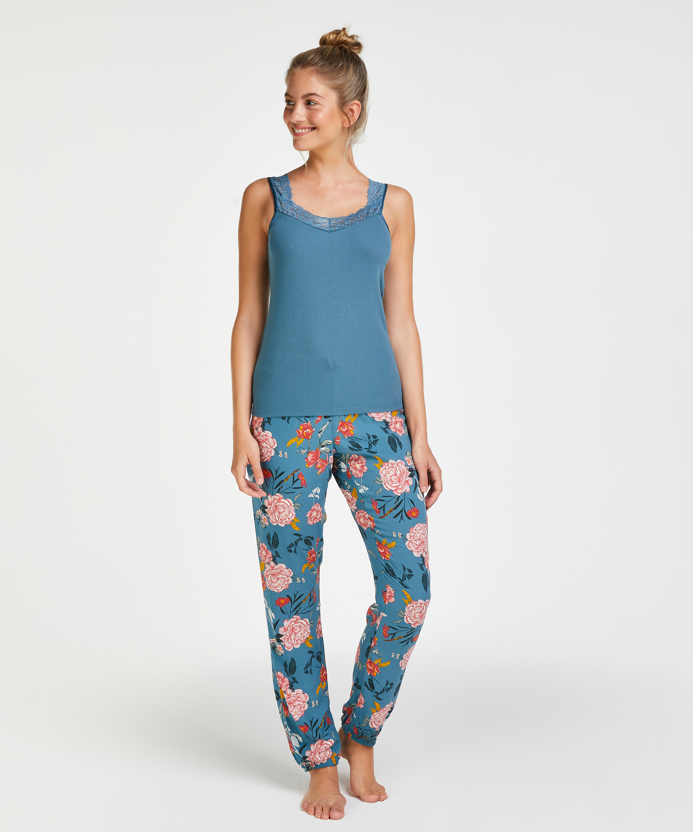 Ribbstickad undertr&ouml;ja med spets, Gr&ouml;n, main