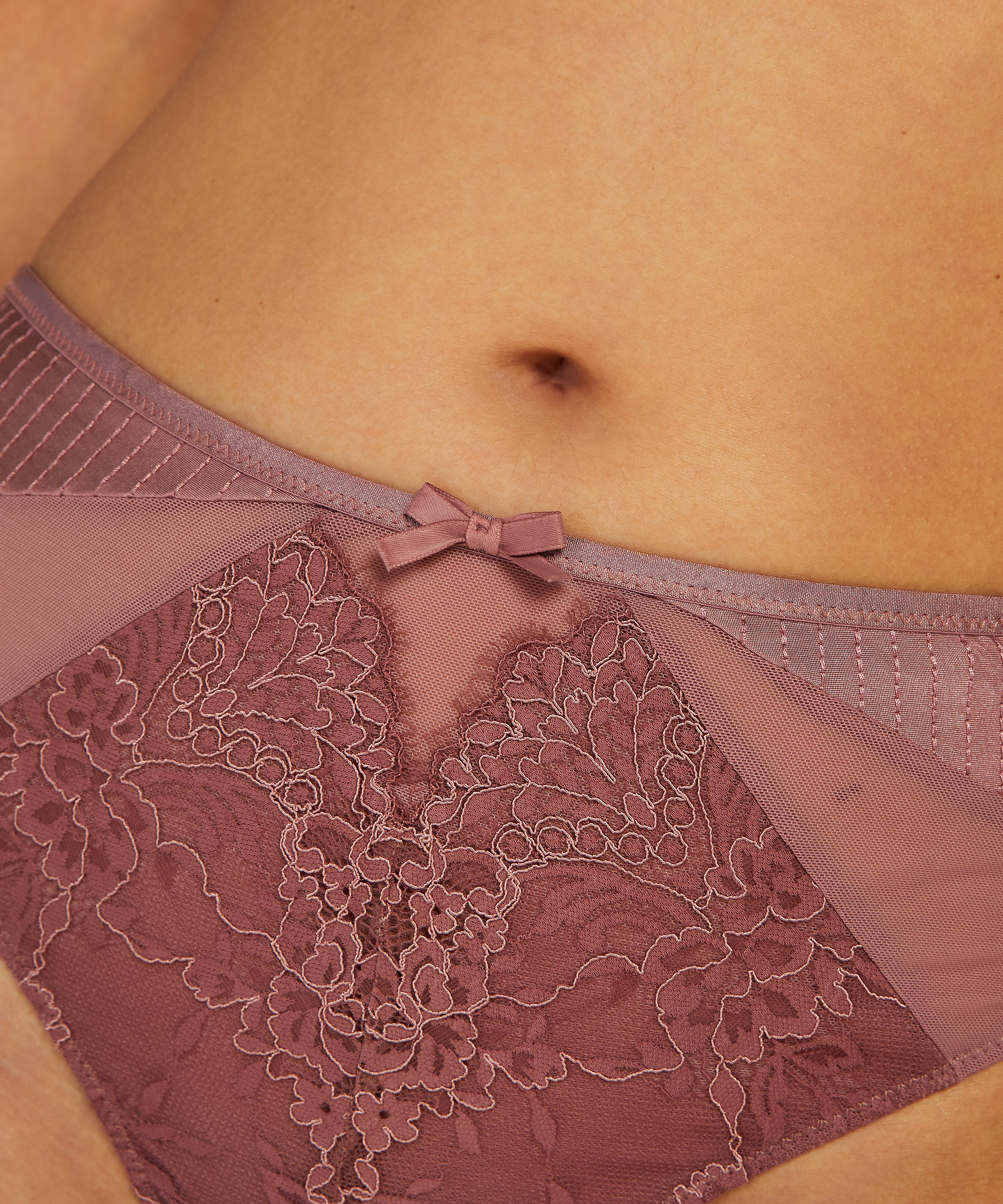 Odette stringtrosa, Lila, main