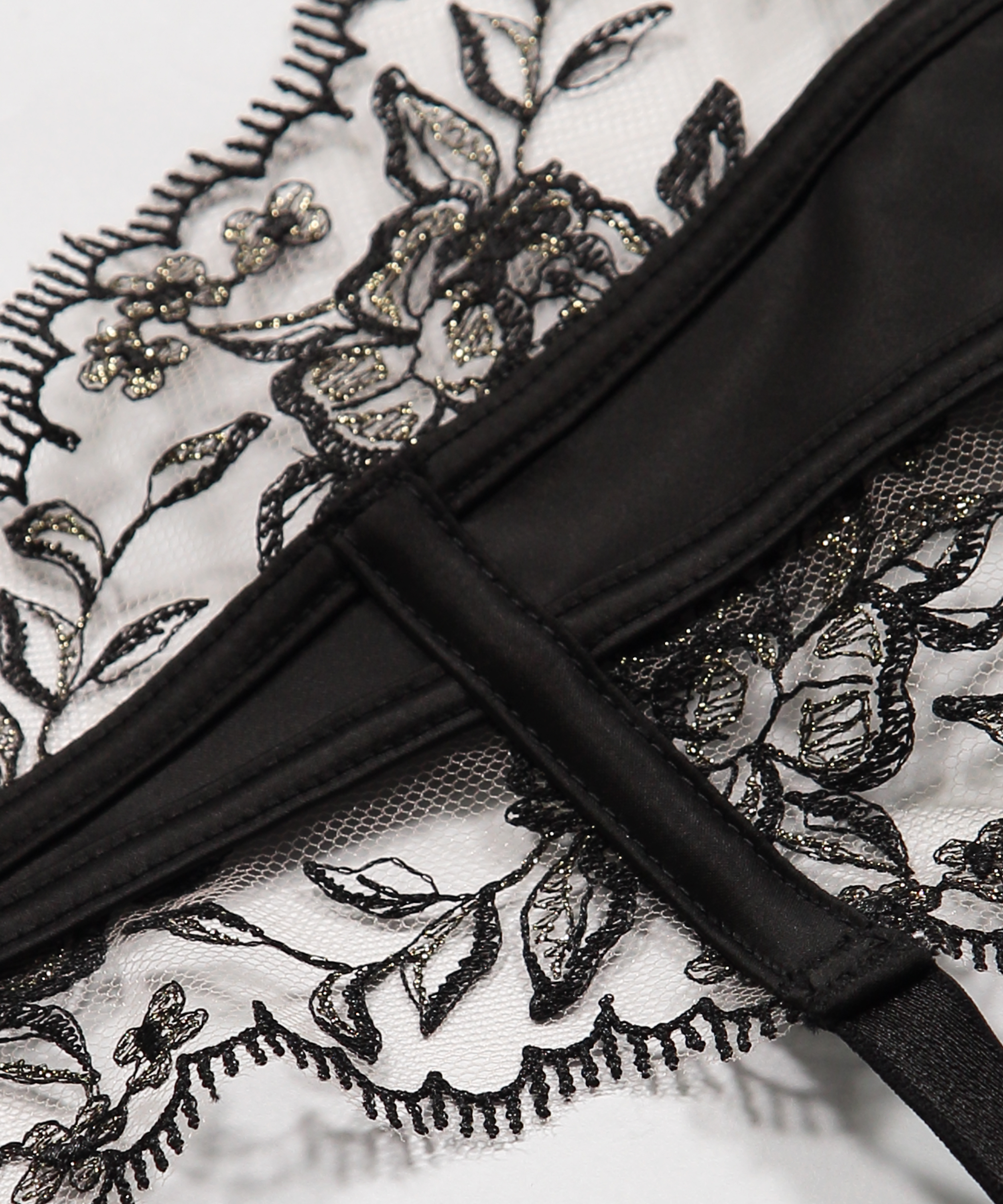 Jade Suspenders, Svart, main