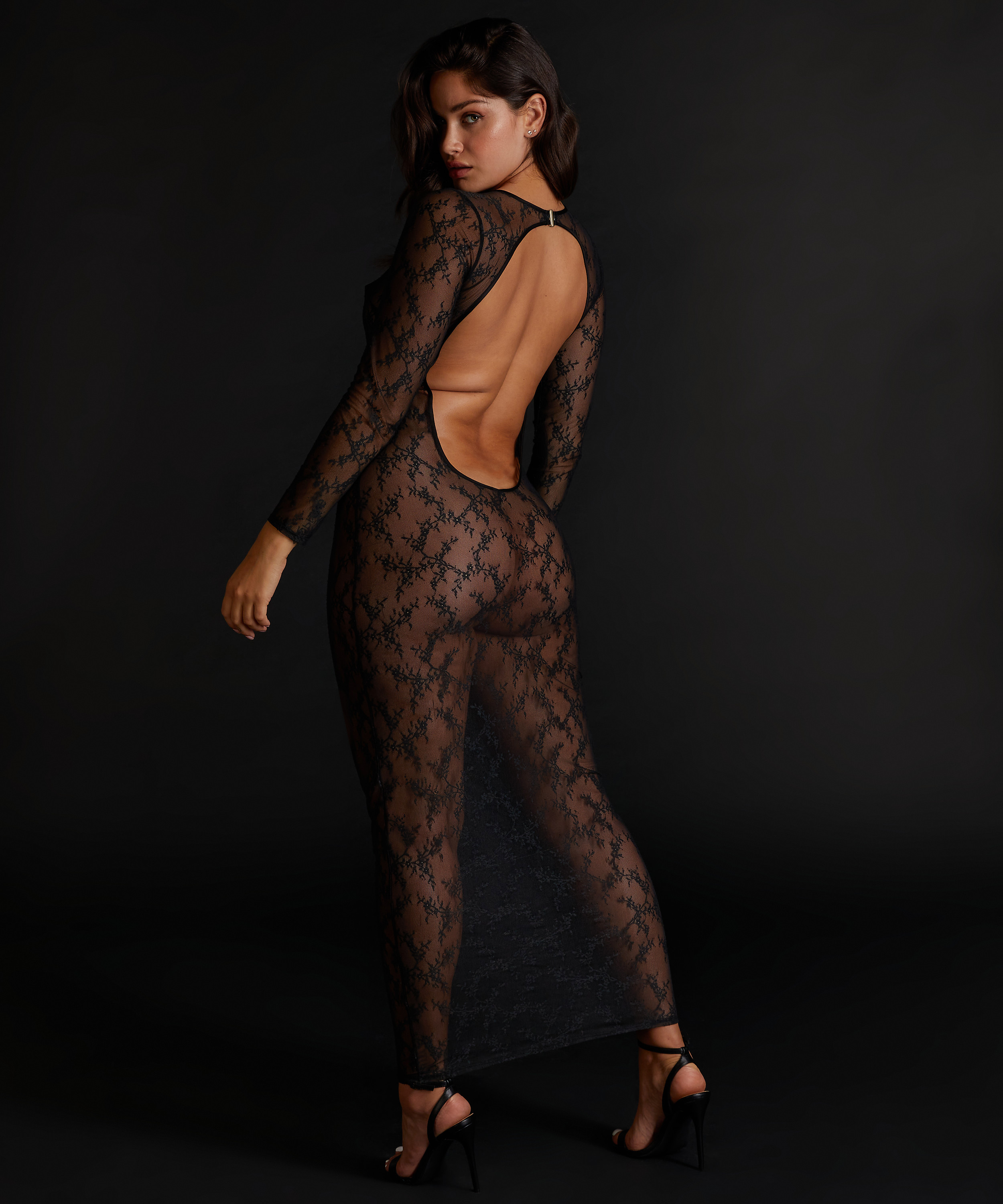 L&aring;ng&auml;rmad bodycon slipkl&auml;nning med spets, Svart, main