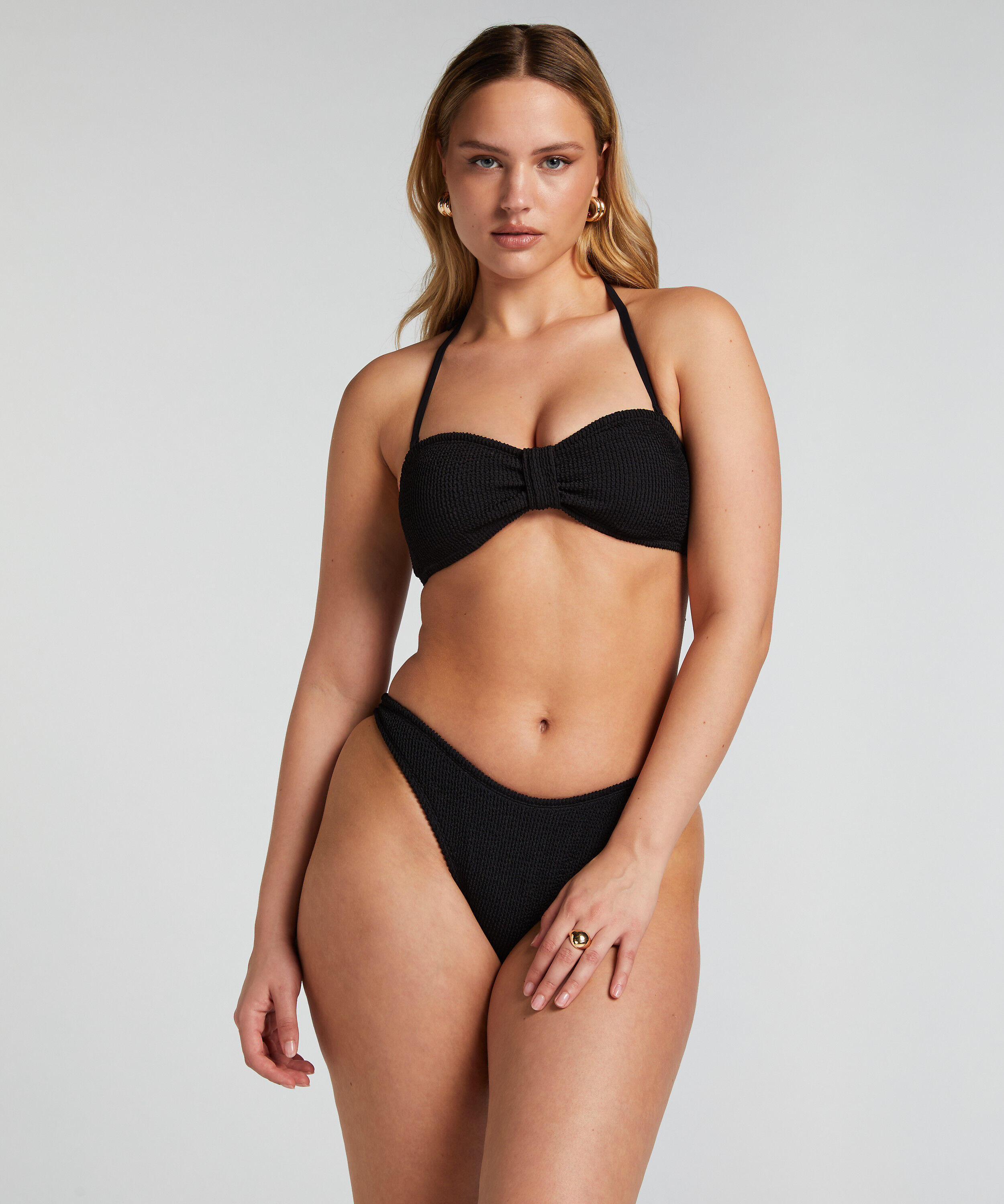 Högt Skuren Bikiniunderdel Crinkle, Svart