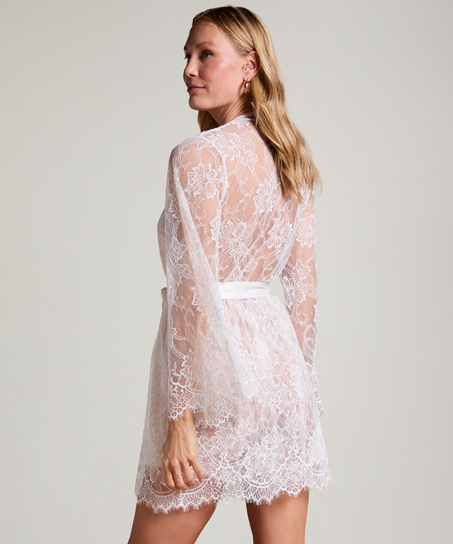 Kimono Magdalena, Vit