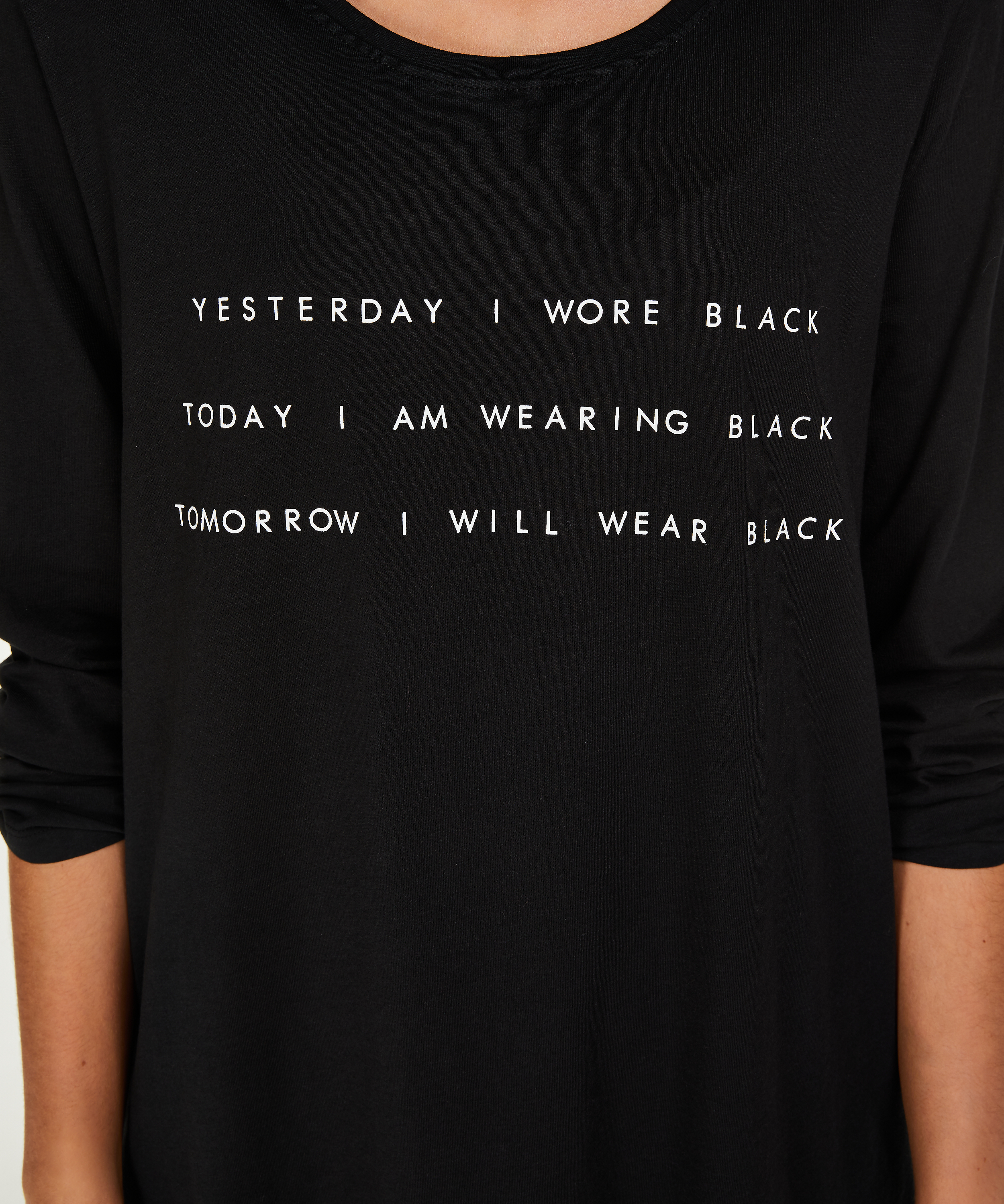 Nattlinne med rund halsringning, Svart, main