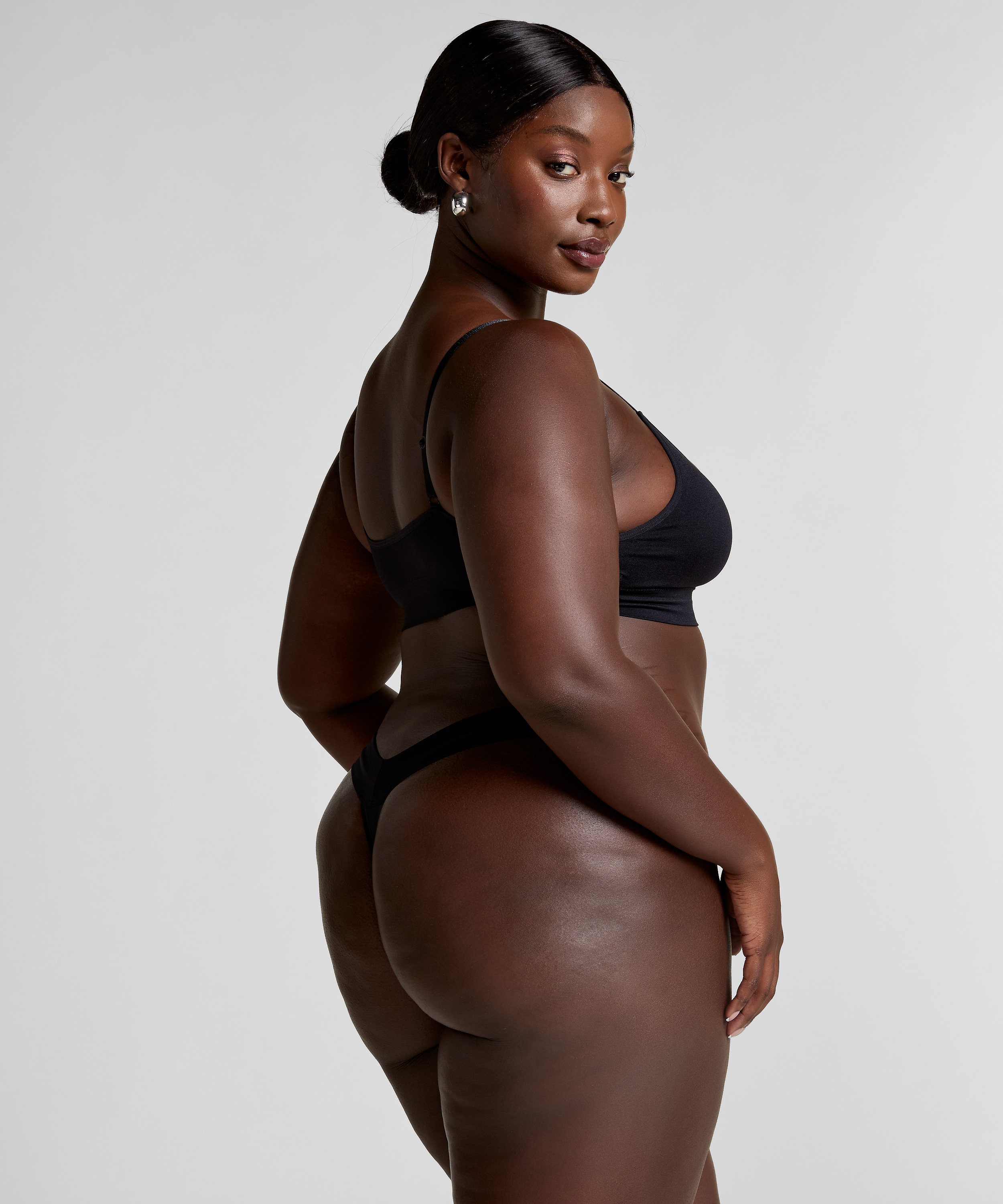 Dide stringtrosa, Svart, main