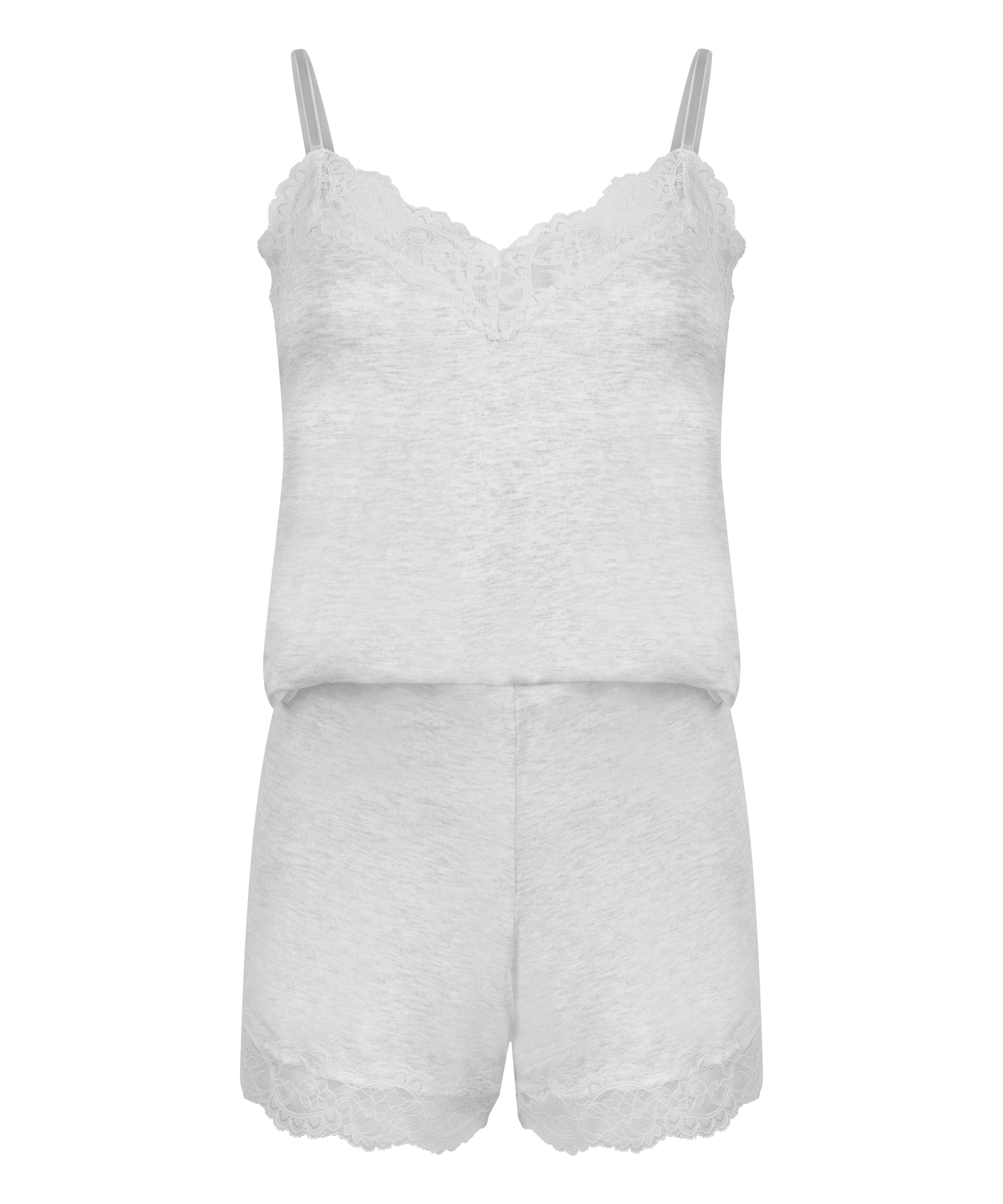 Pyjamasset, Gr&aring;, main