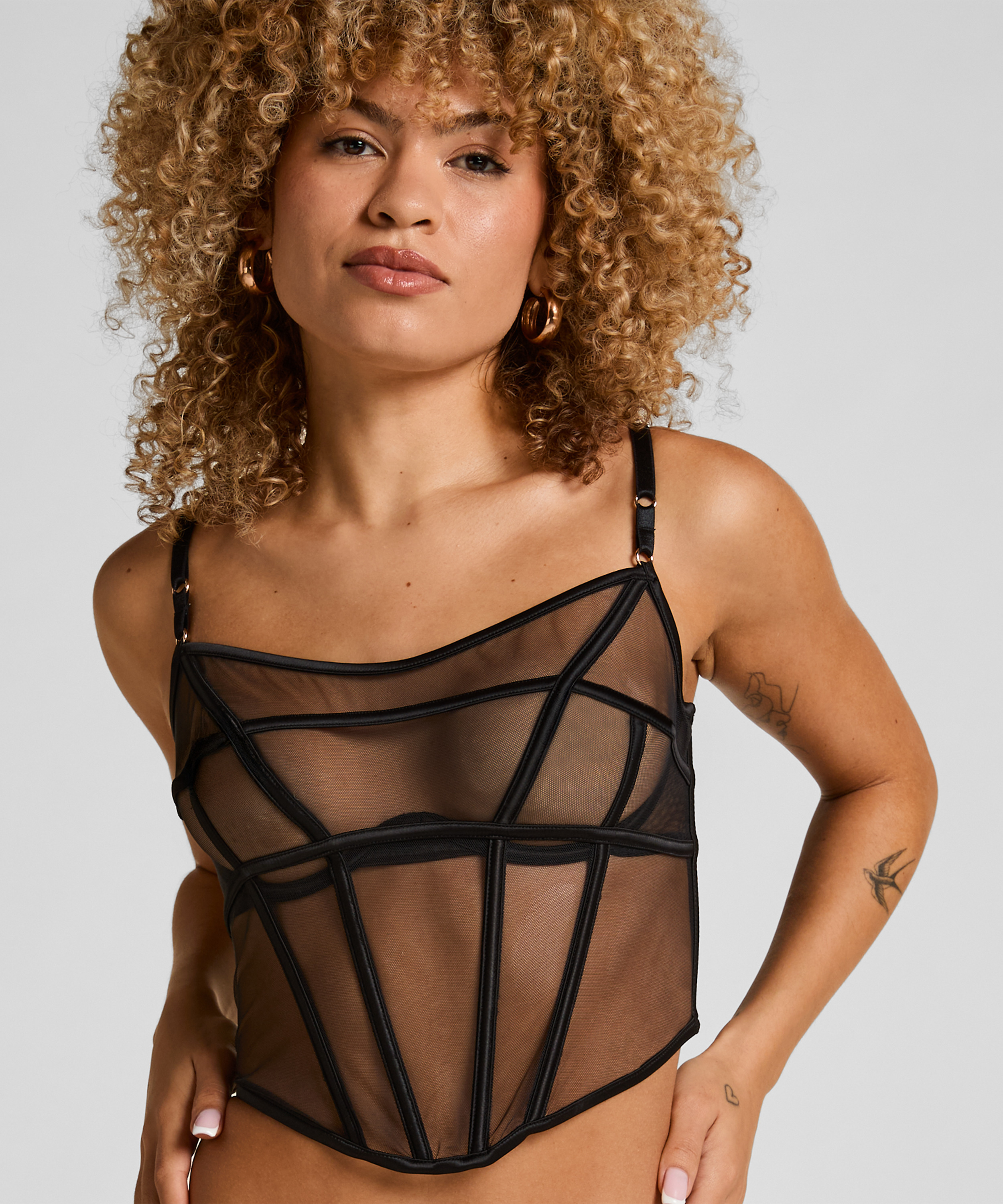 Jana stringtrosa, Svart, main