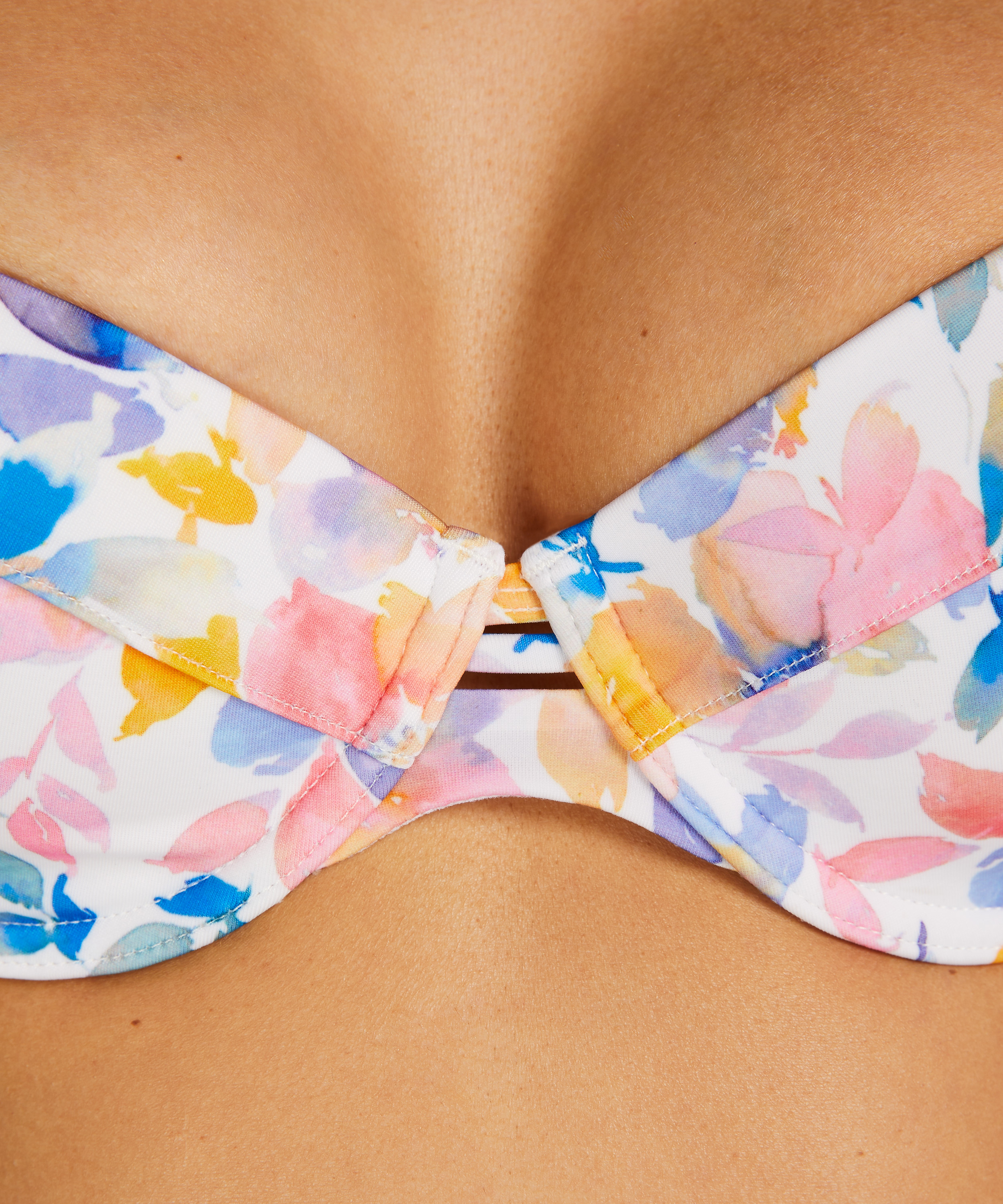 Vadderad bikini&ouml;verdel med bygel Palma, Vit, main