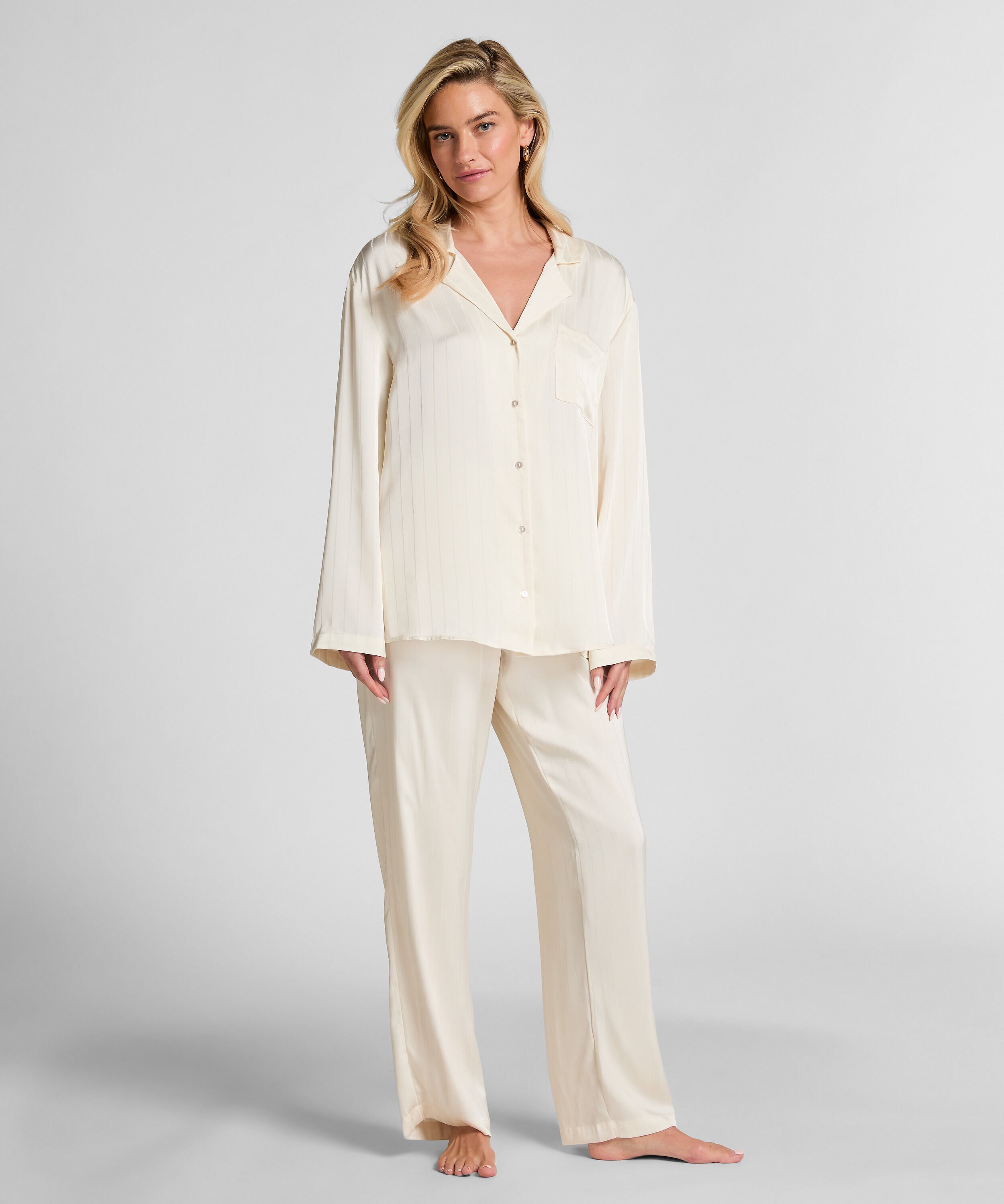 Satinbyxor med smala ränder, Vit