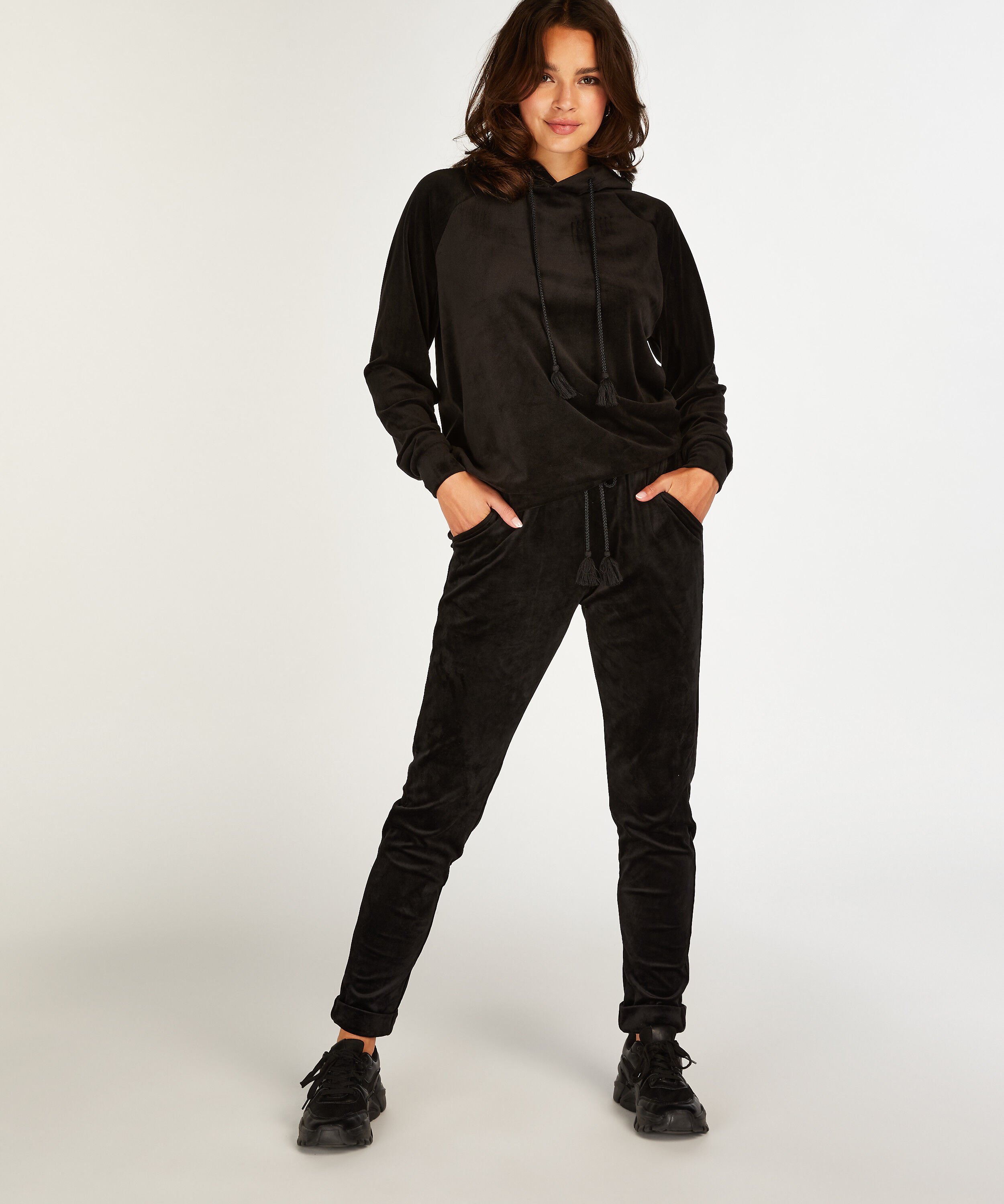 Joggingbyxor i velour, Svart