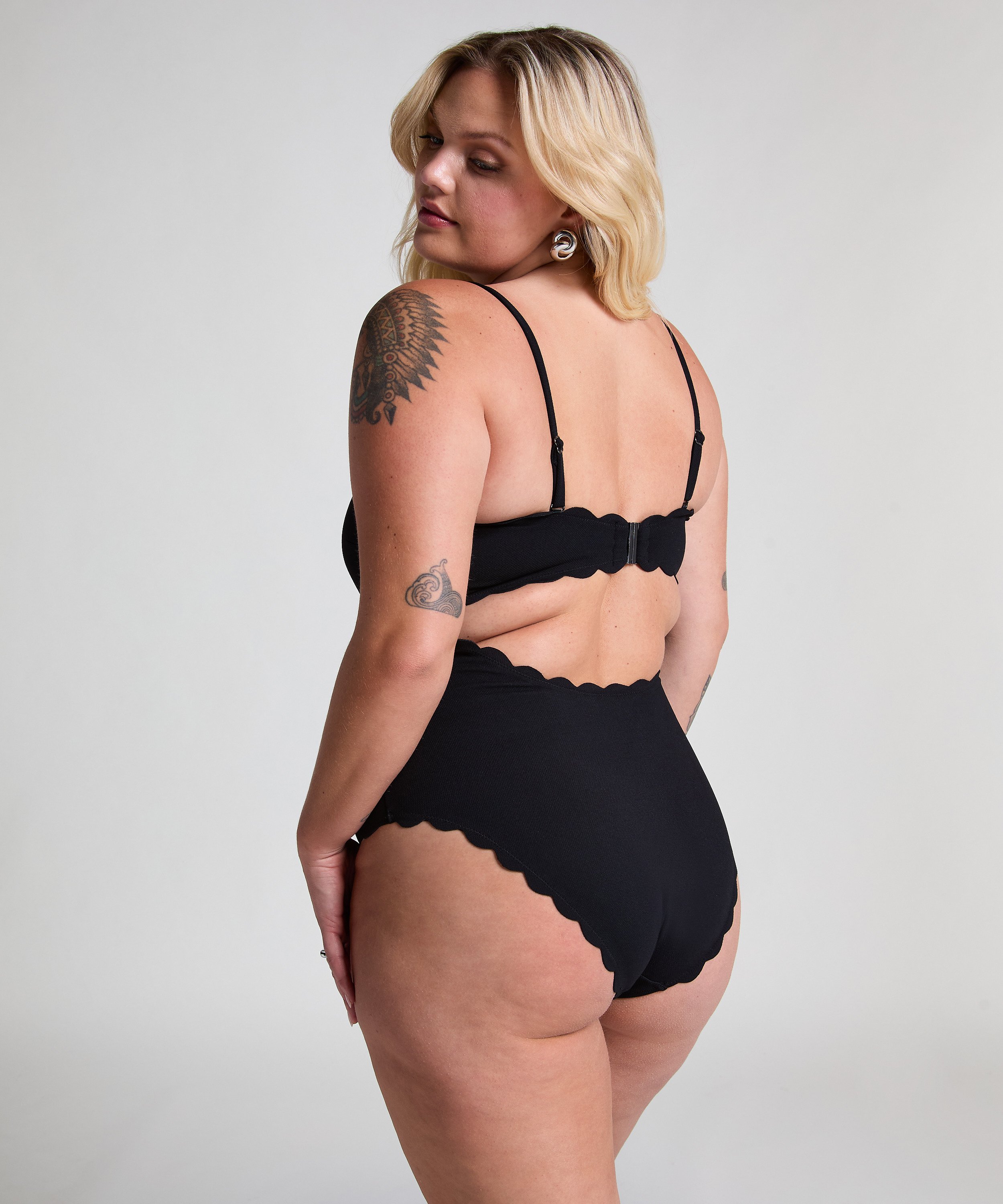 Baddräkt Bandeau Scallop, Svart, main