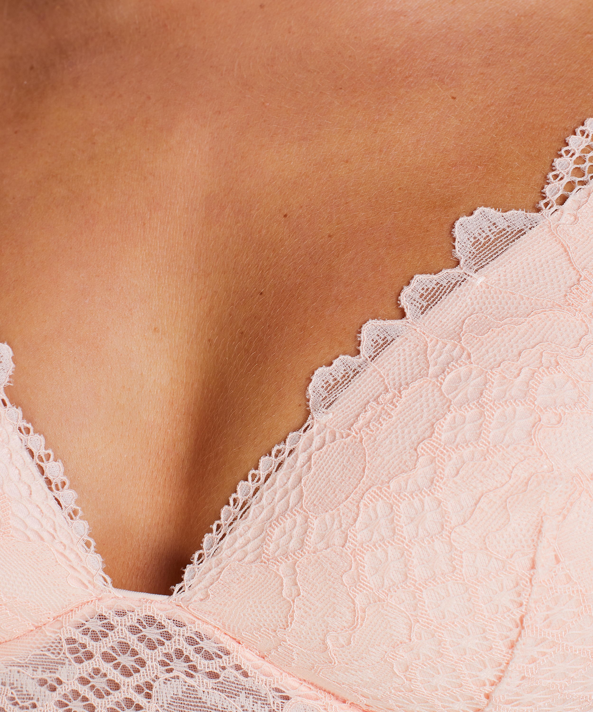 Lily formpressad bh utan bygel, Rosa, main