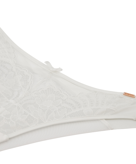 Brazilian-trosa Jamie, Vit