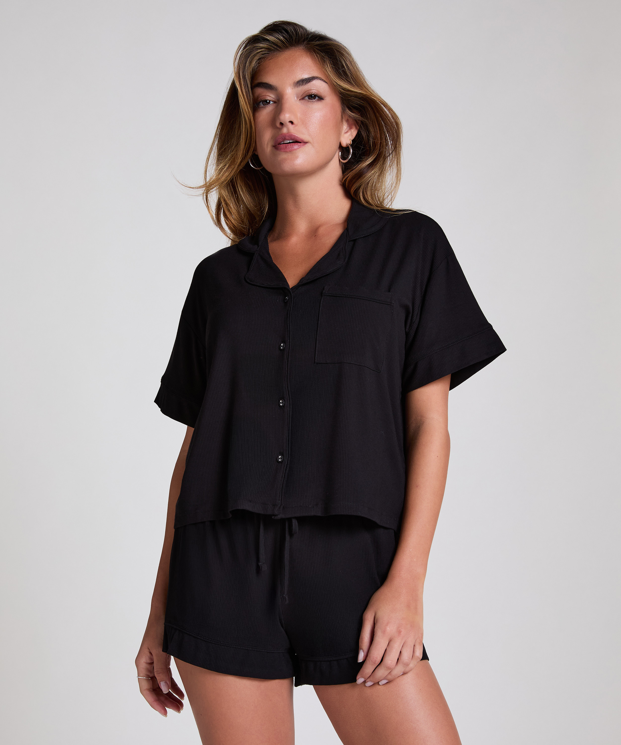 Sammetsshorts, Svart, main