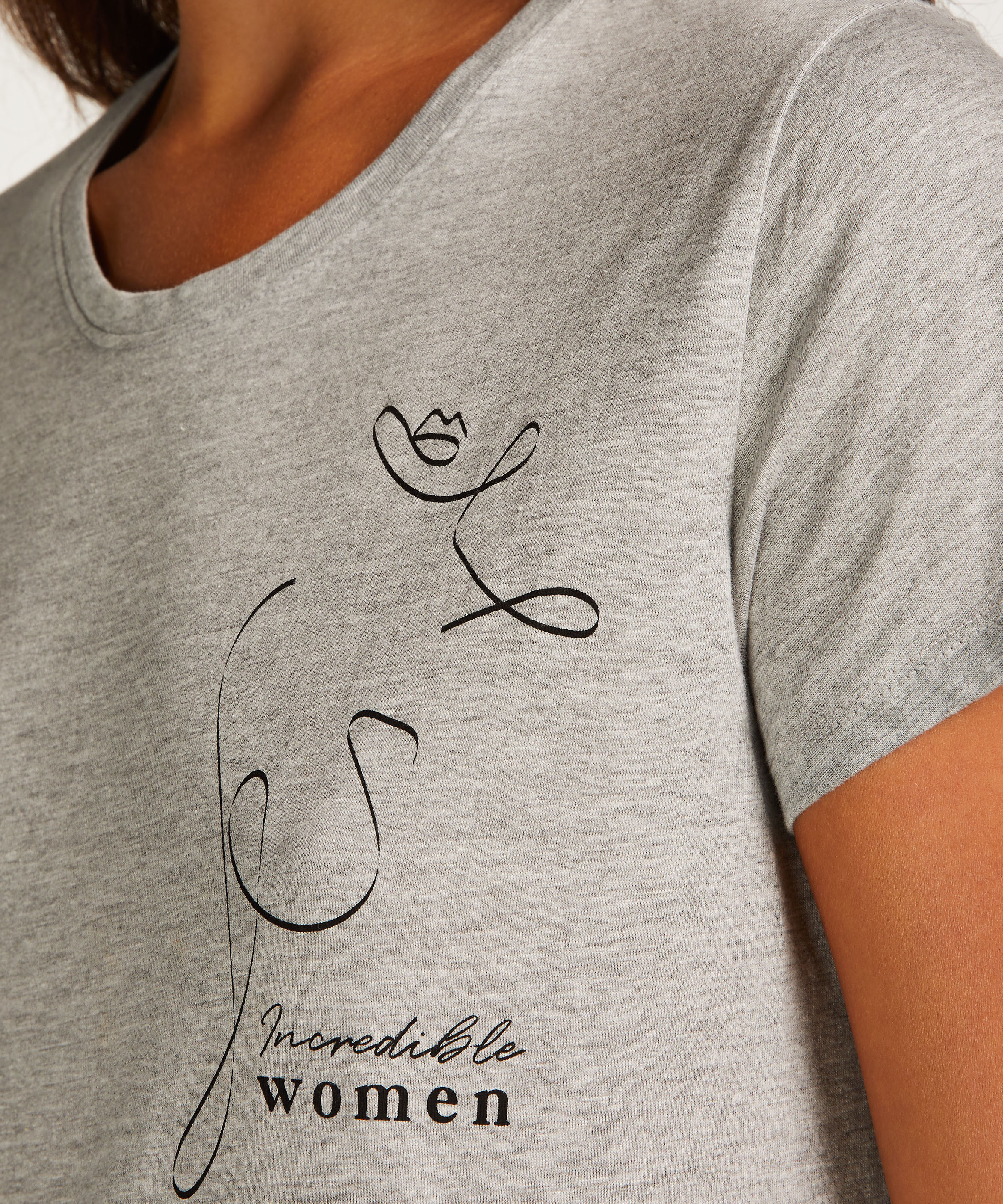 Nattlinne med rund halsringning, Grå, main