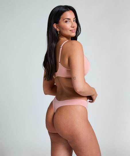 Invisible string basic, Rosa