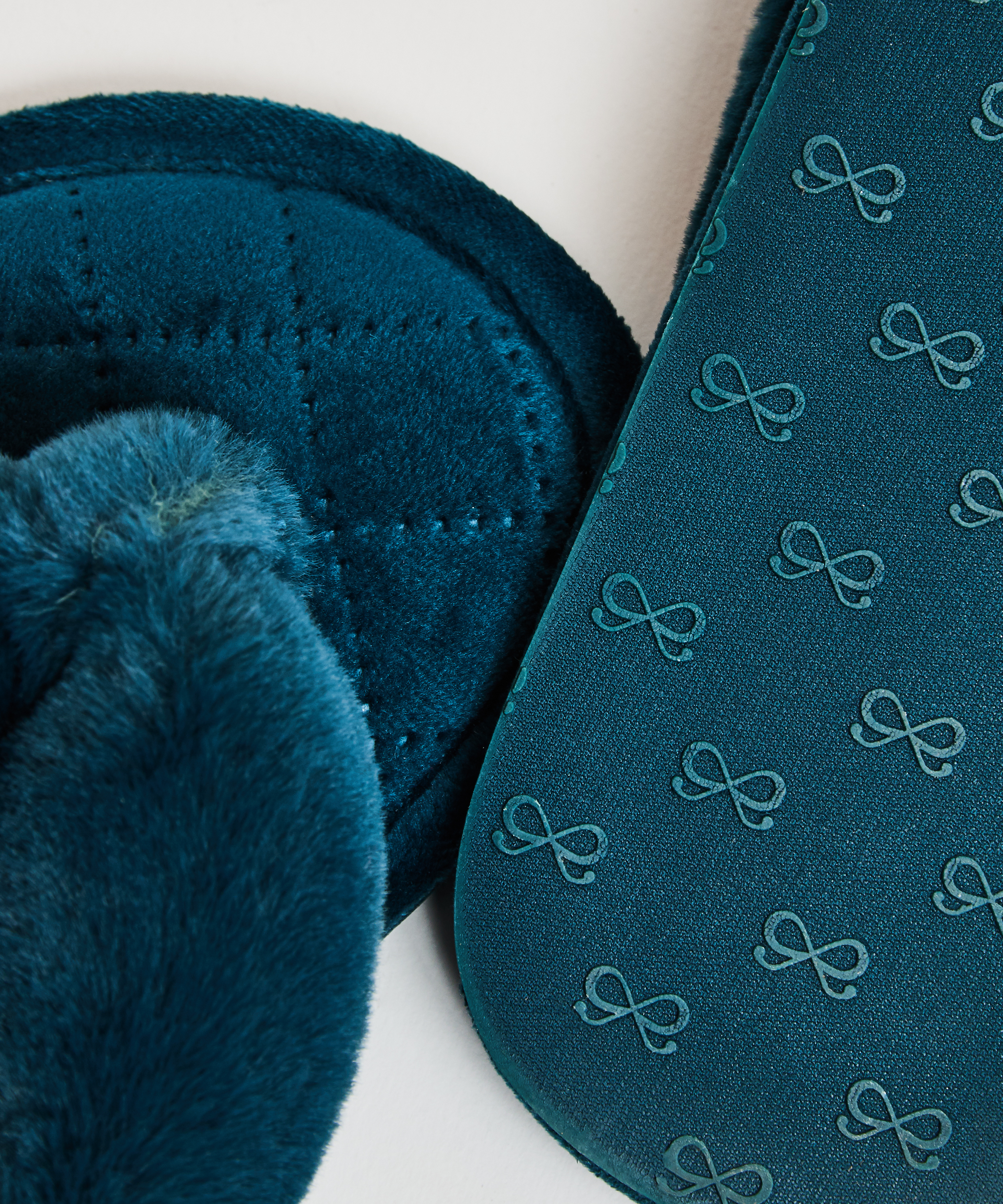 Fuskpälstofflor av Velour, Grön, main