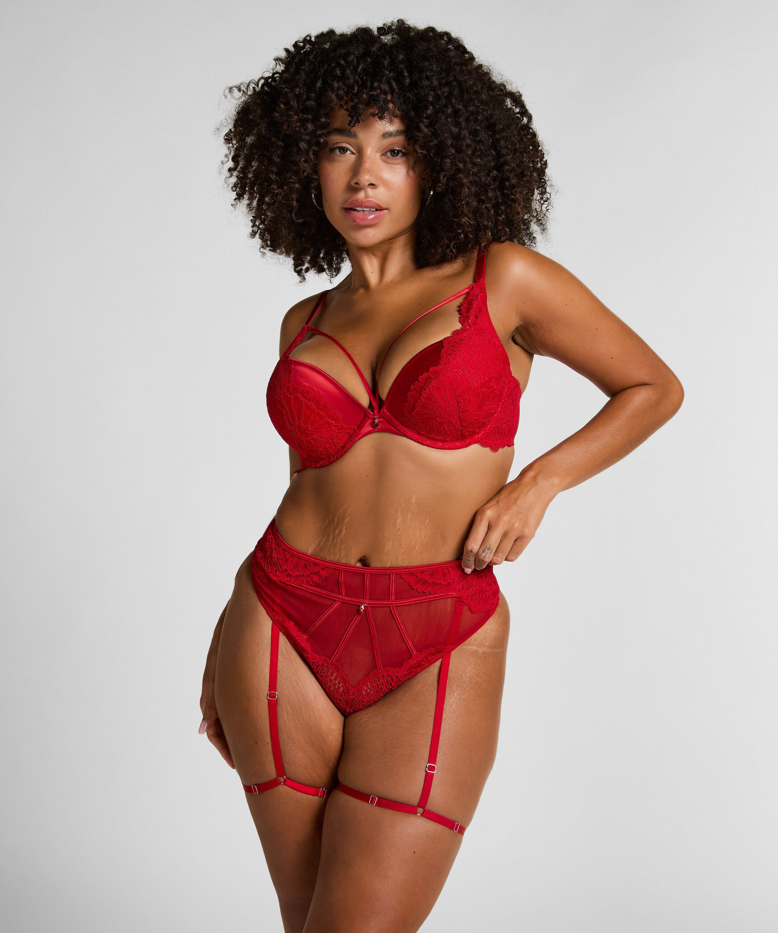 Whitney strumpebandsstringtrosa
