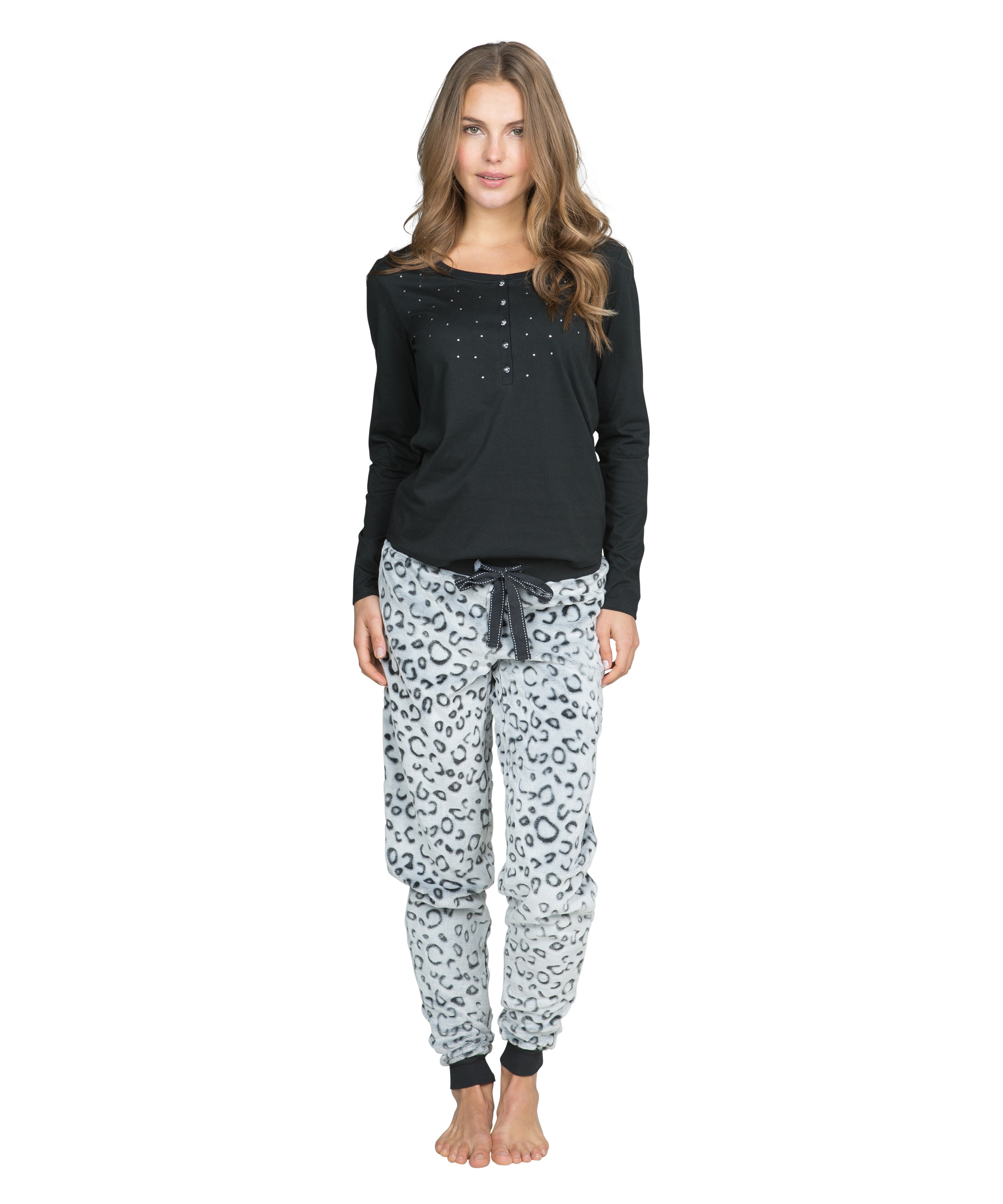 Top Glam, Gr&aring;, main