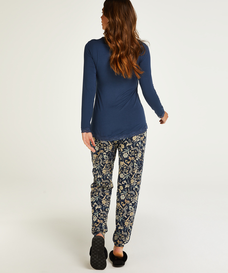 Pyjamasset f&ouml;r amning, Bl&aring;