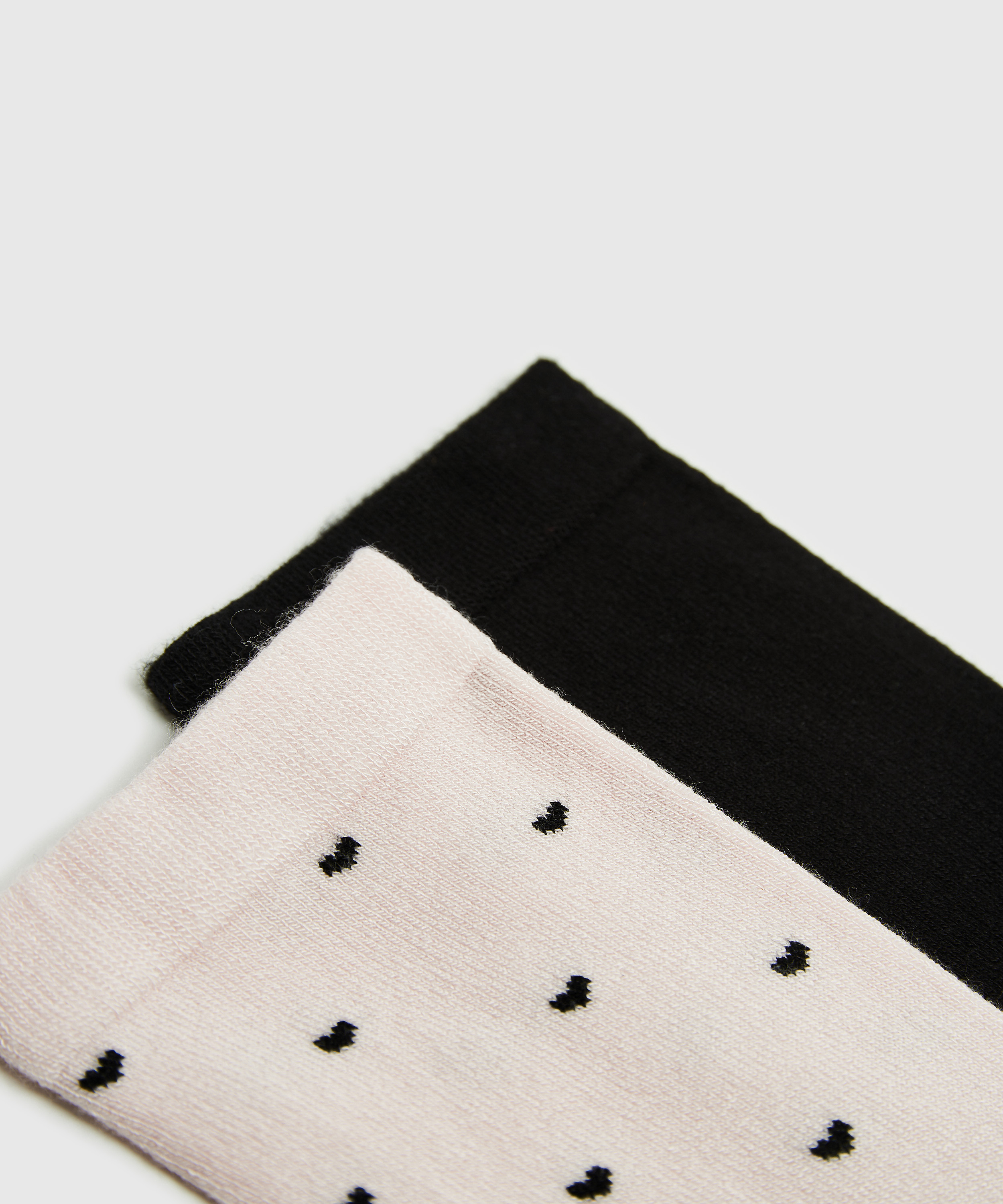 2P viskorstrumpor, Rosa, main